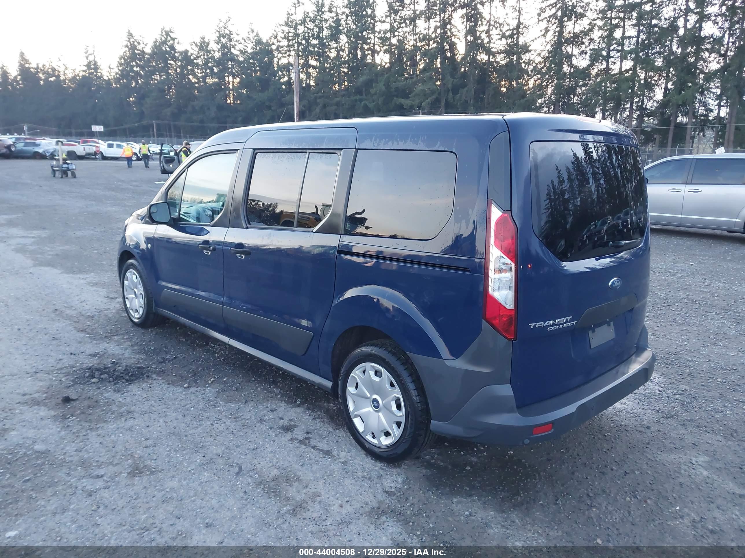 FORD TRANSIT image 3