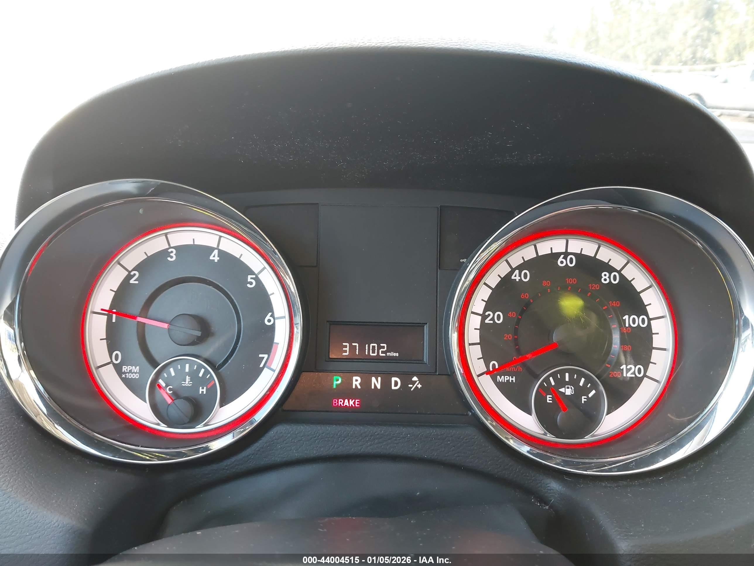 DODGE GRAND image 7