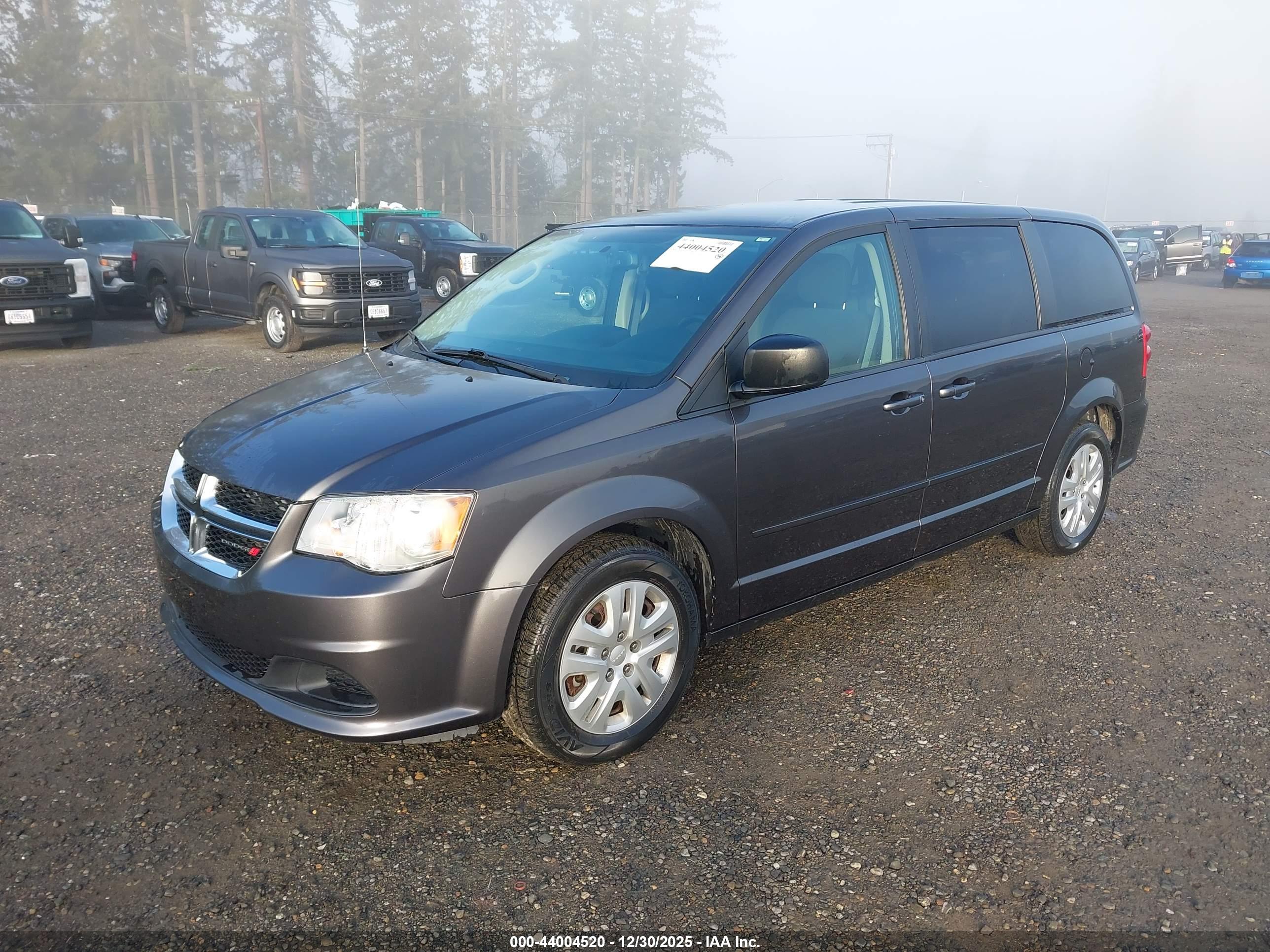 DODGE GRAND image 2