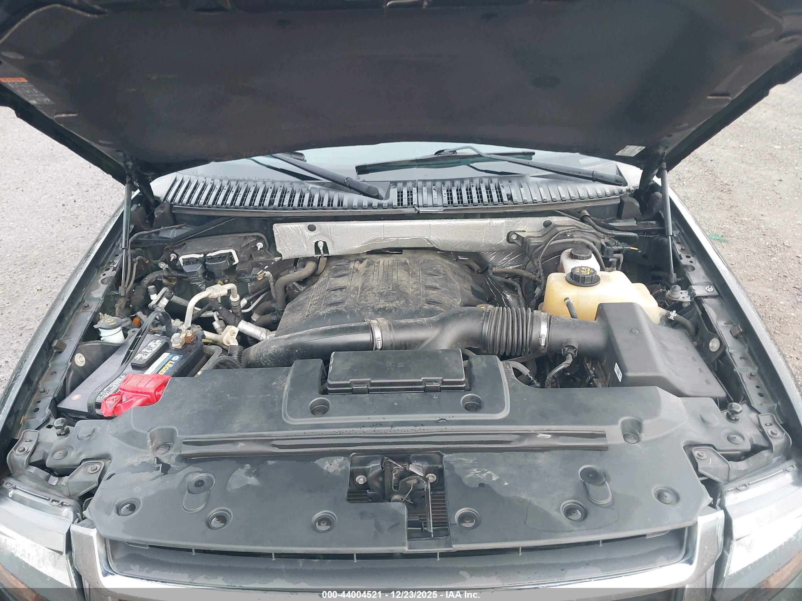 FORD EXPEDITION image 10