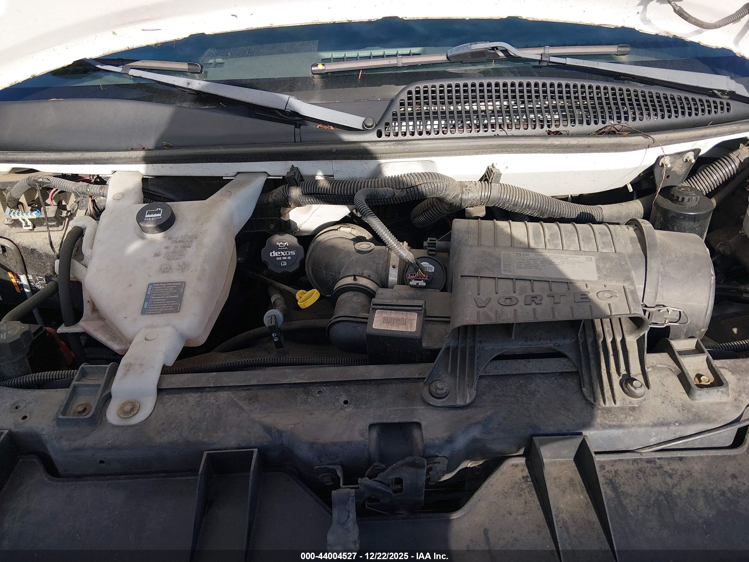 CHEVROLET EXPRESS image 10