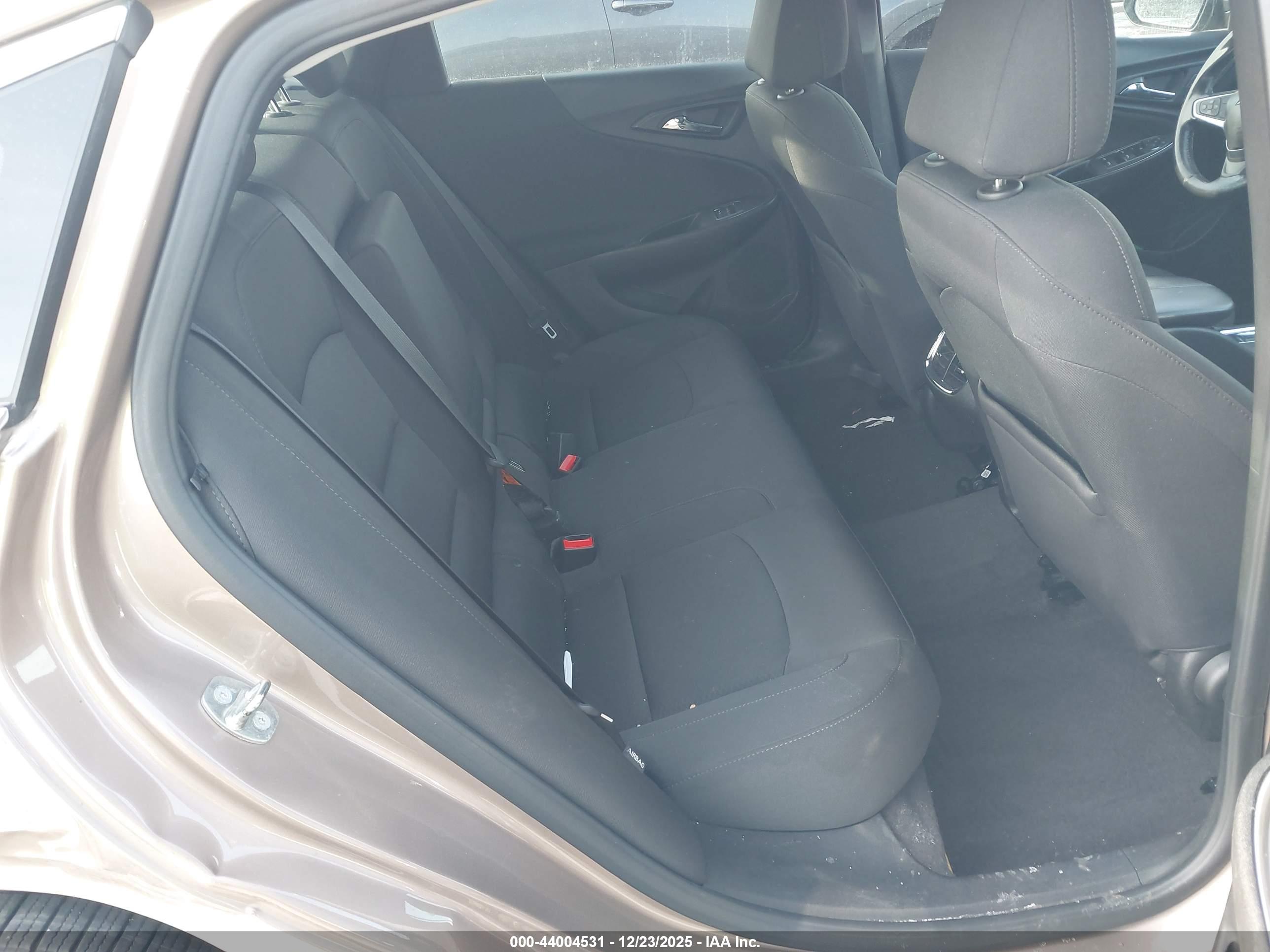 CHEVROLET MALIBU image 8