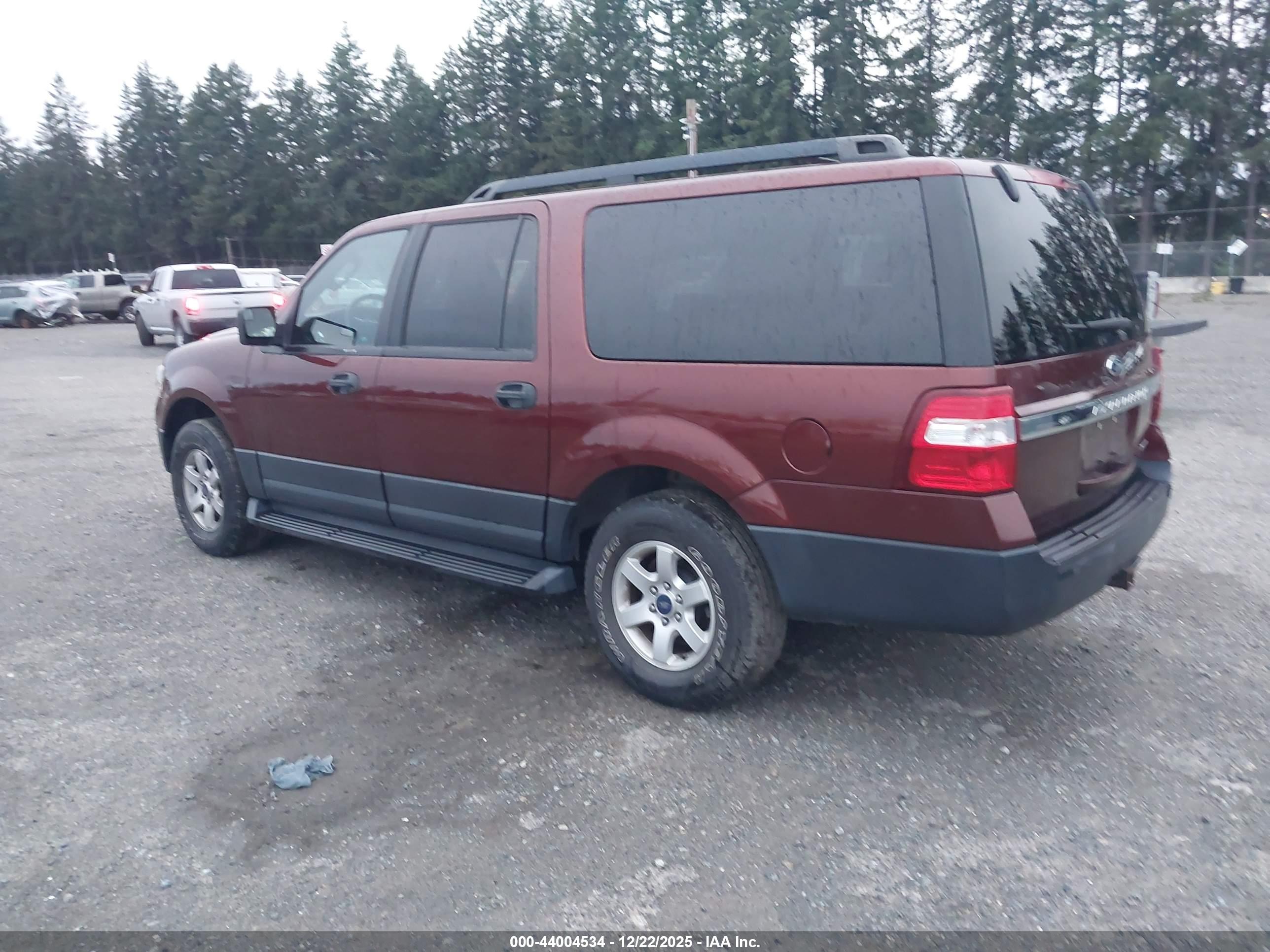 FORD EXPEDITION image 3