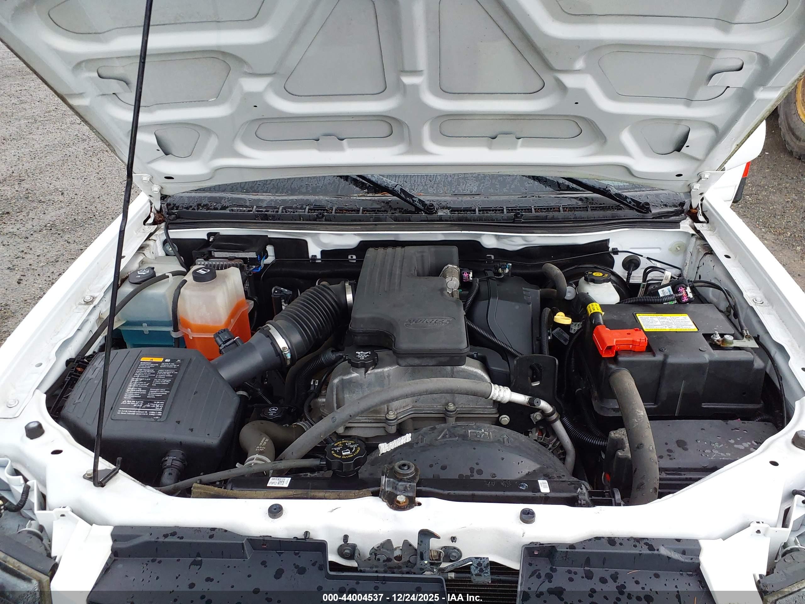 CHEVROLET COLORADO image 10