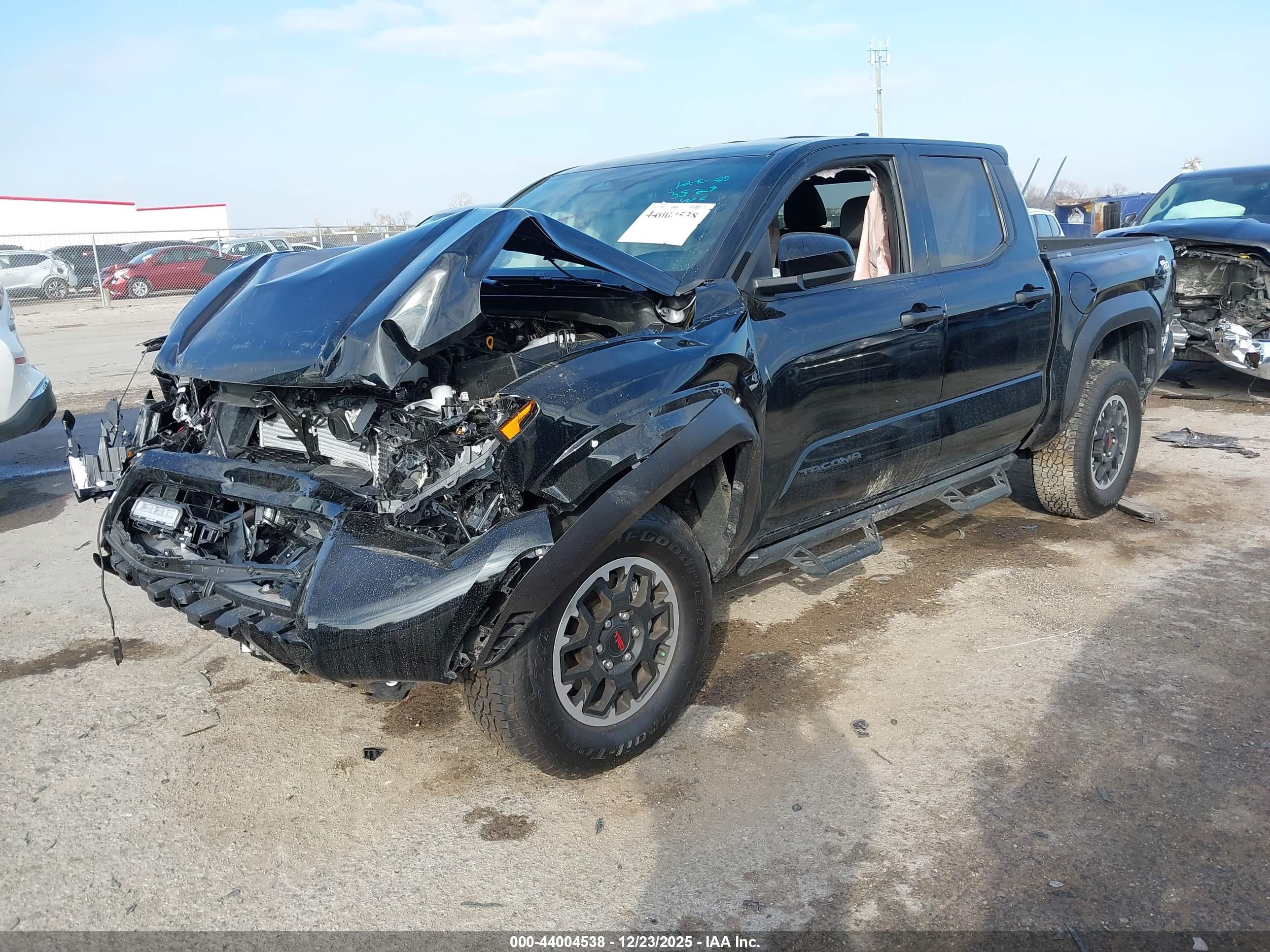 TOYOTA TACOMA image 2