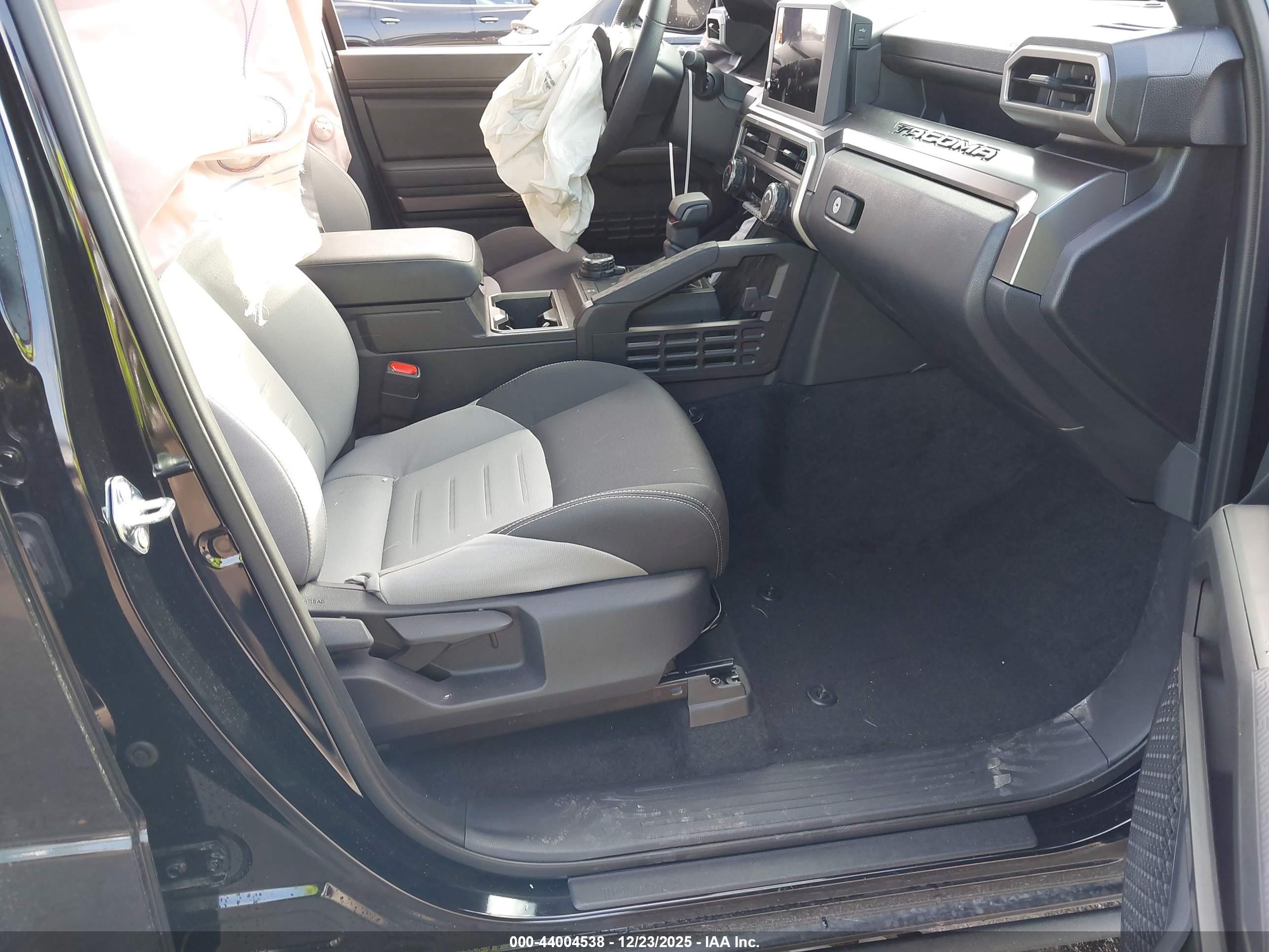 TOYOTA TACOMA image 5
