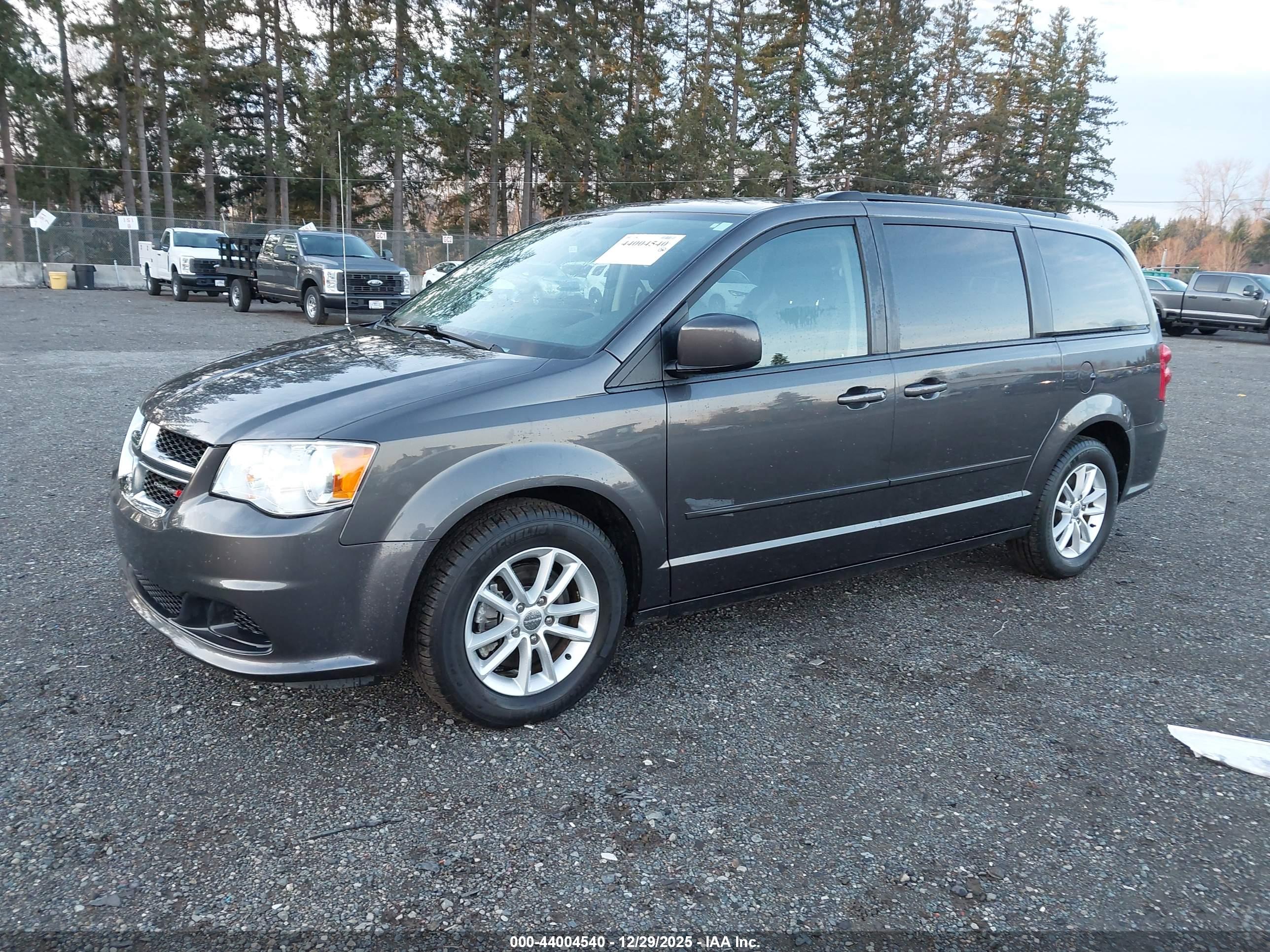 DODGE GRAND image 2