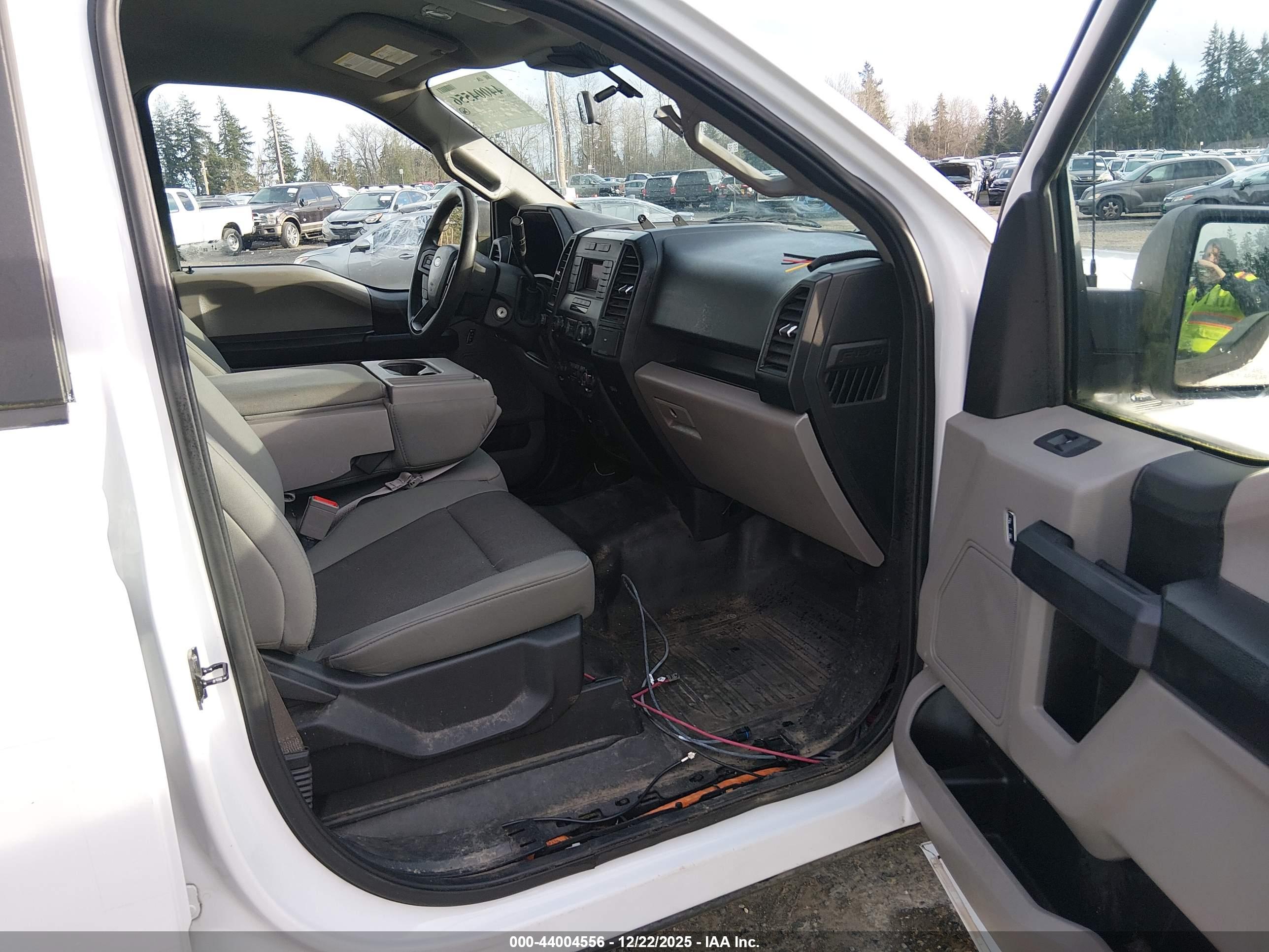 FORD F-150 image 5