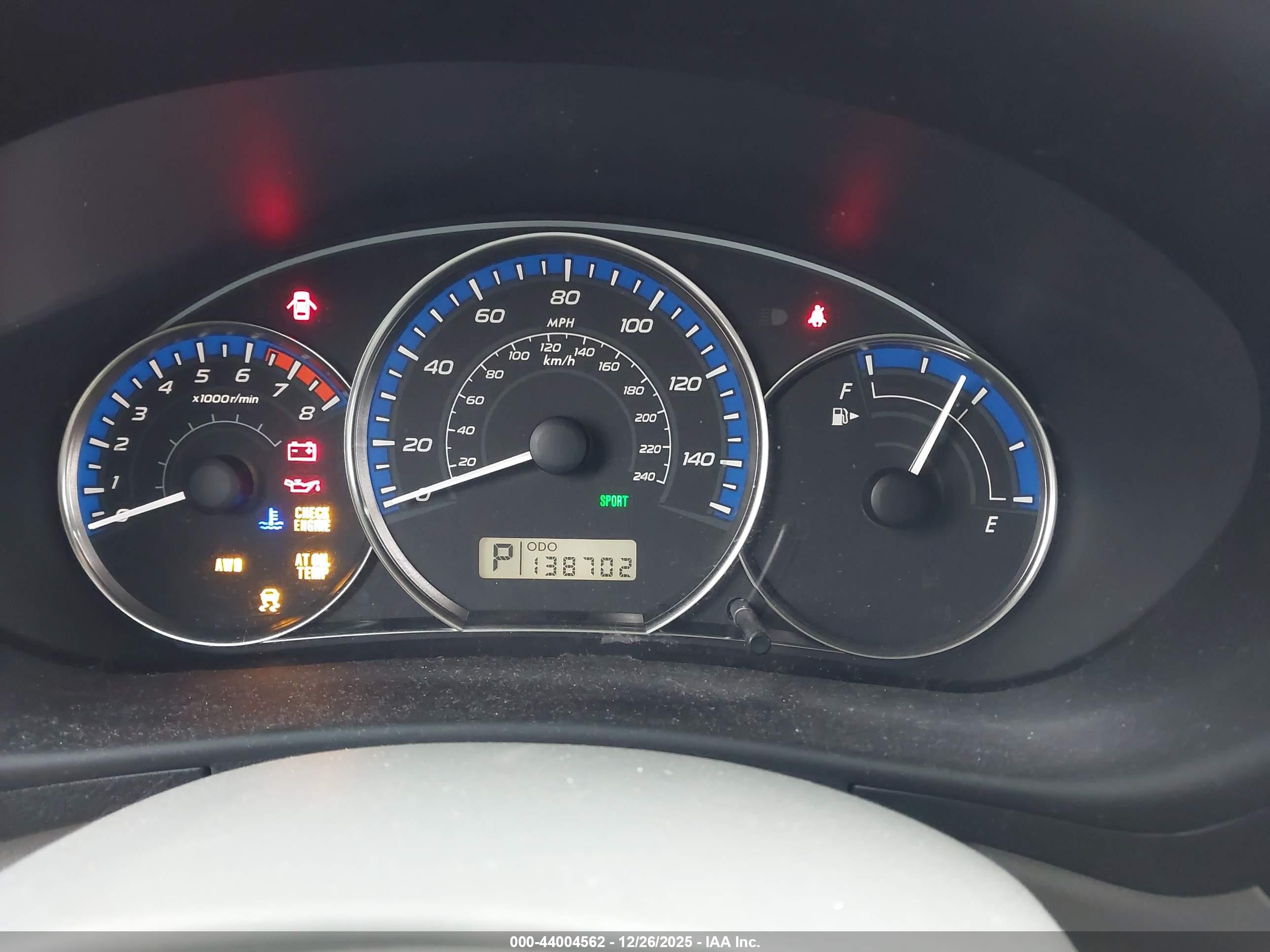 SUBARU FORESTER image 7