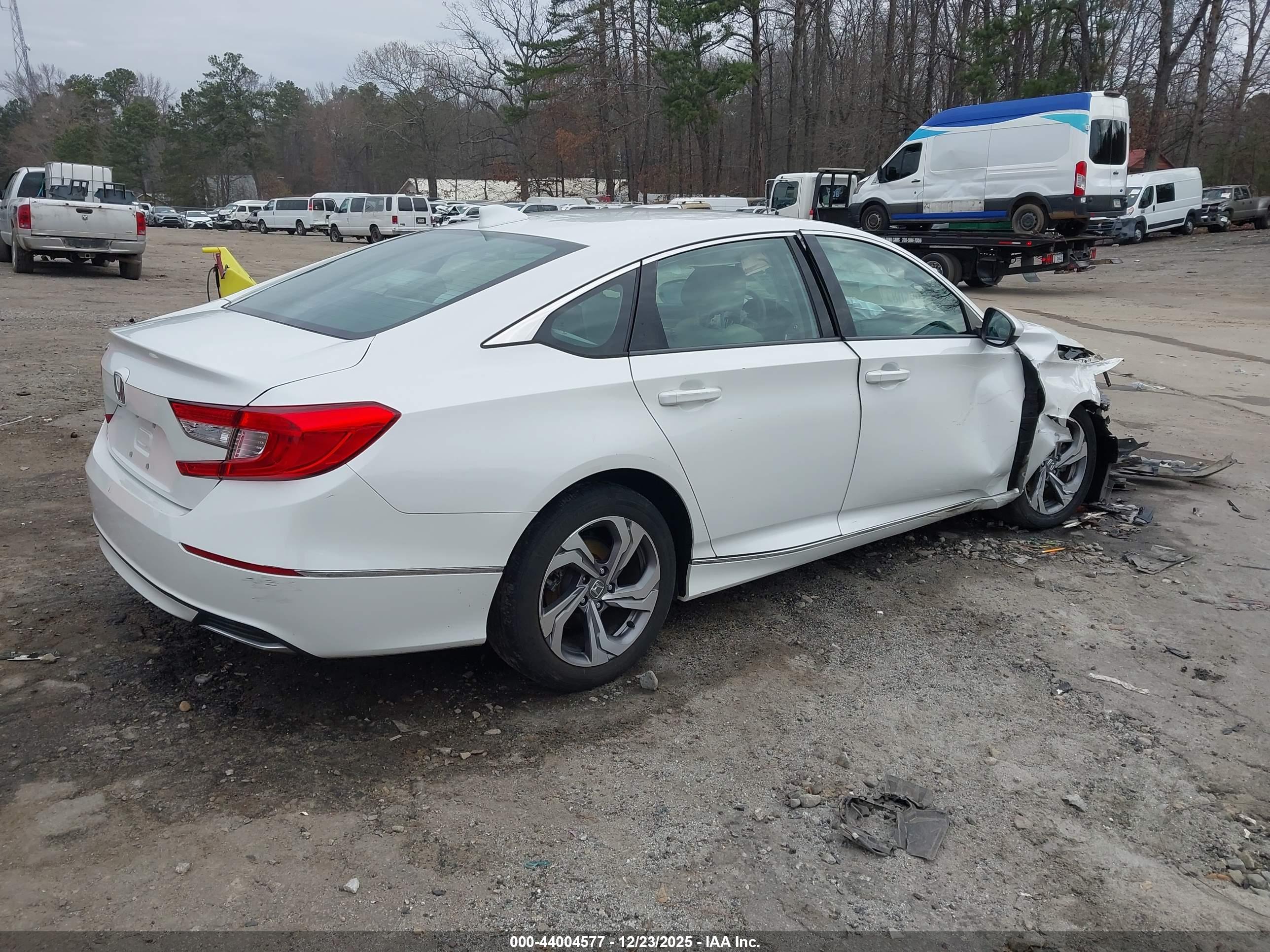 HONDA ACCORD image 4