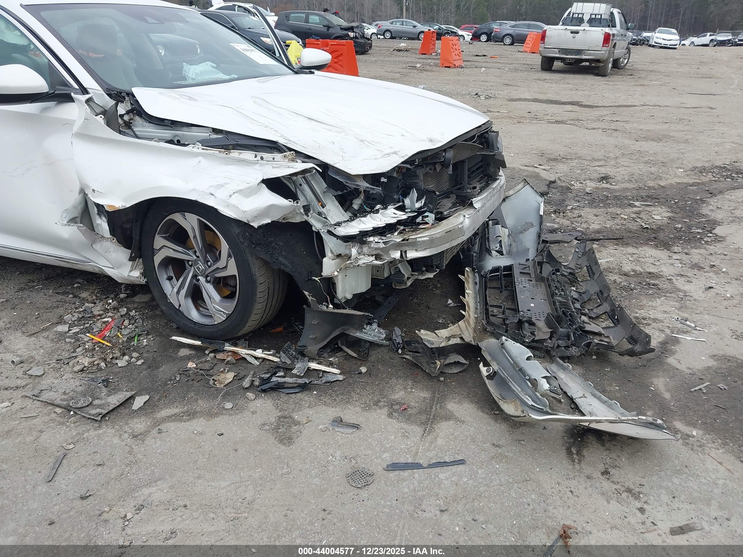 HONDA ACCORD image 6