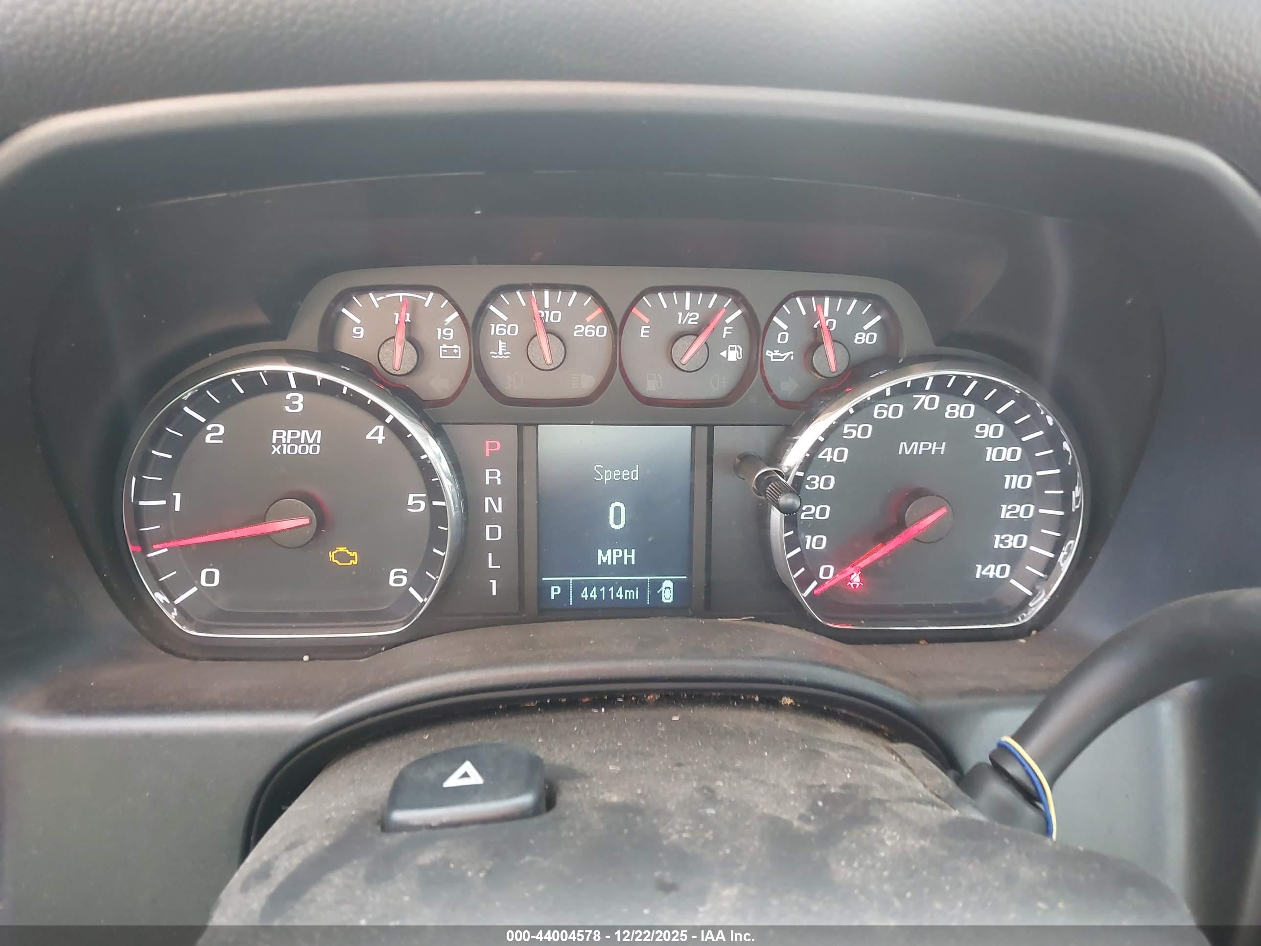 CHEVROLET SILVERADO image 7