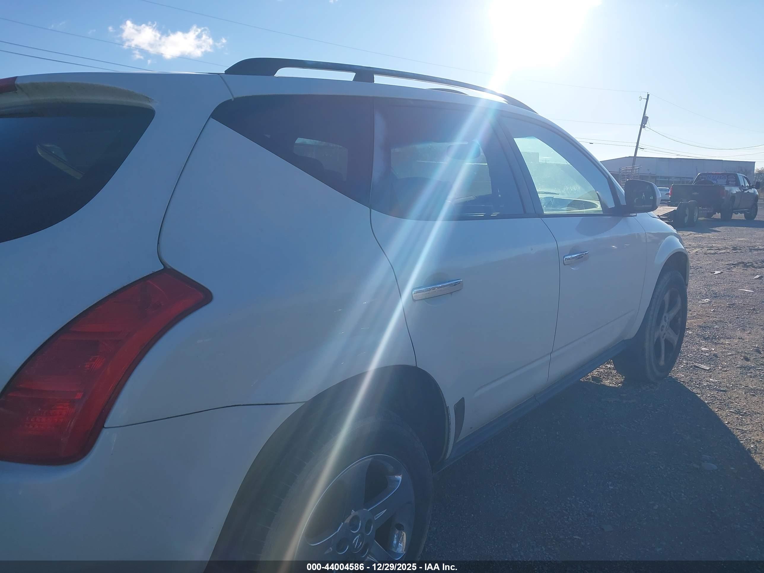 NISSAN MURANO image 4