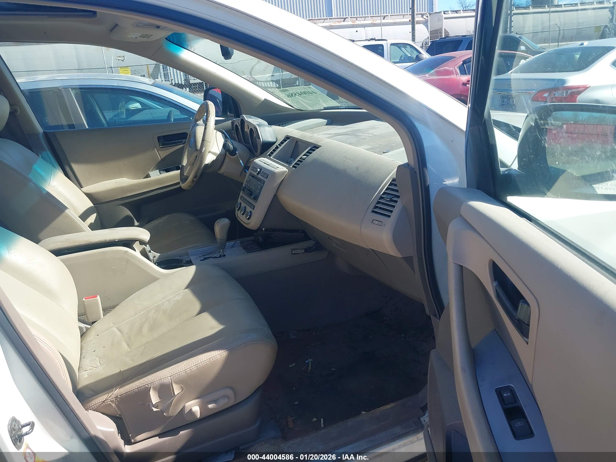 NISSAN MURANO image 5