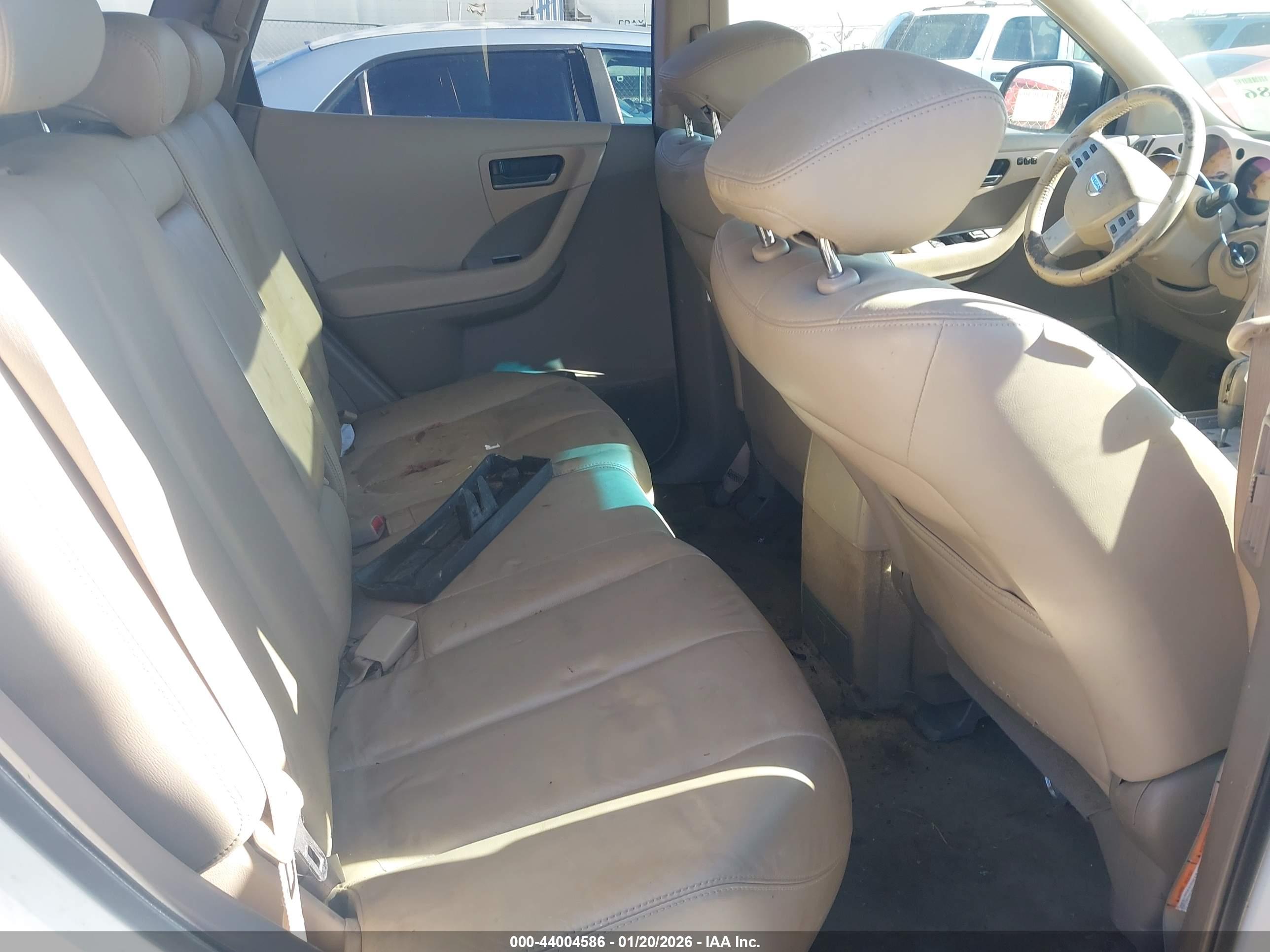 NISSAN MURANO image 8