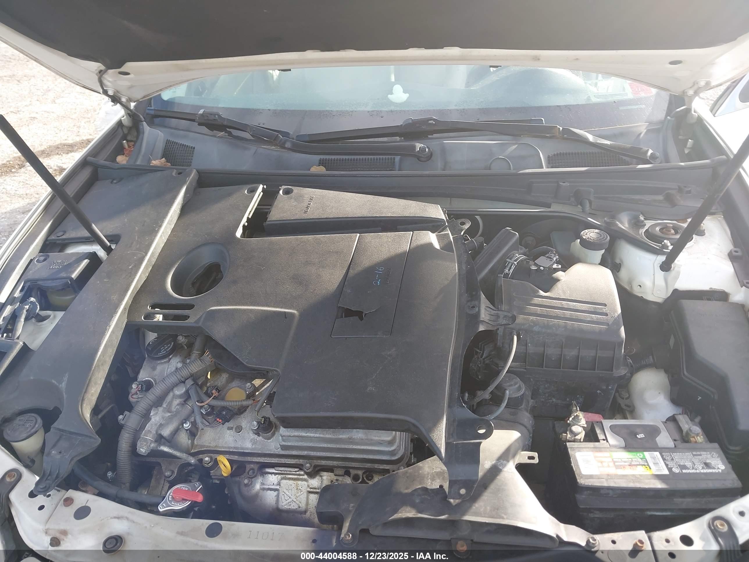 LEXUS ES image 10