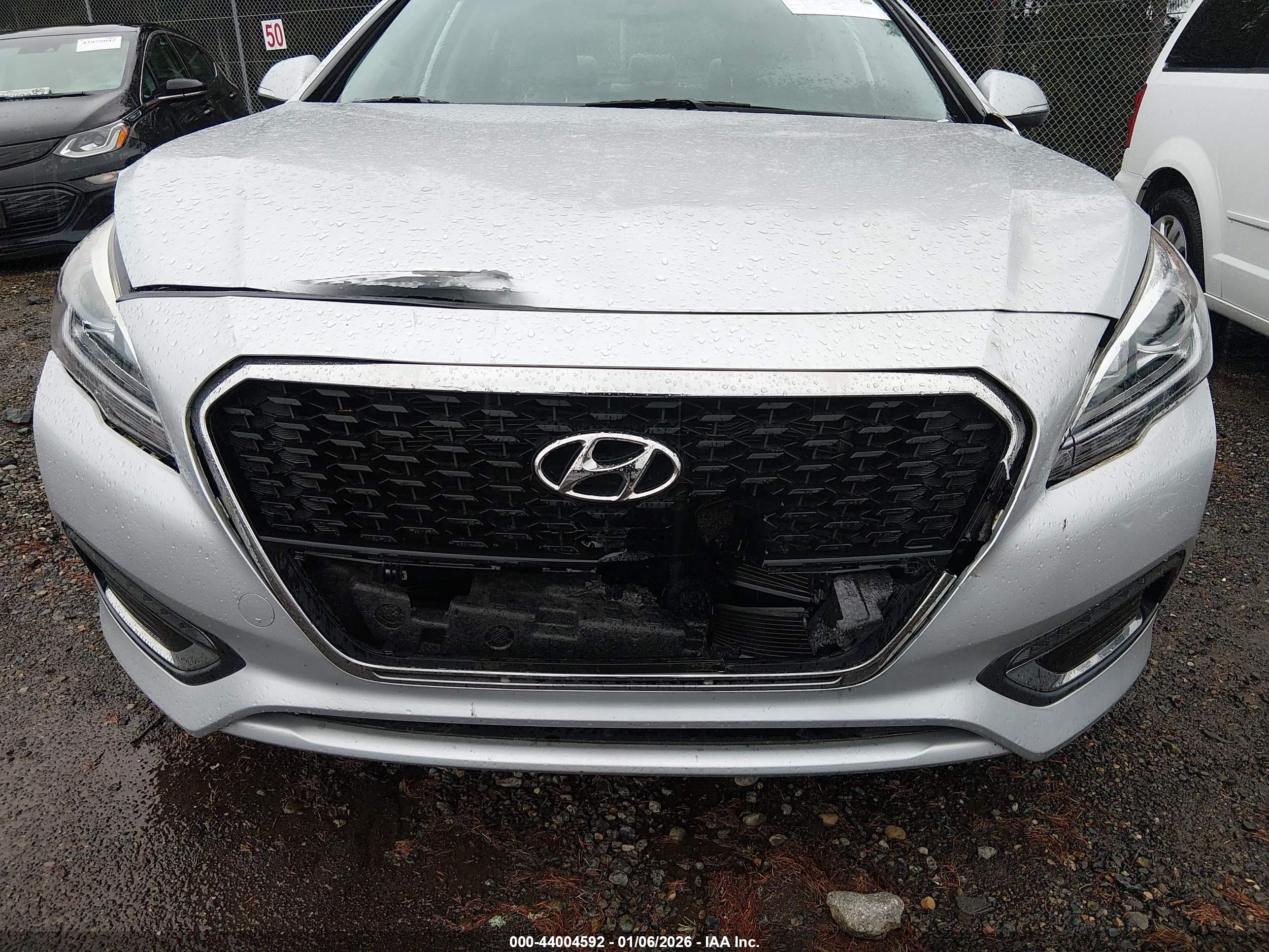 HYUNDAI SONATA image 6
