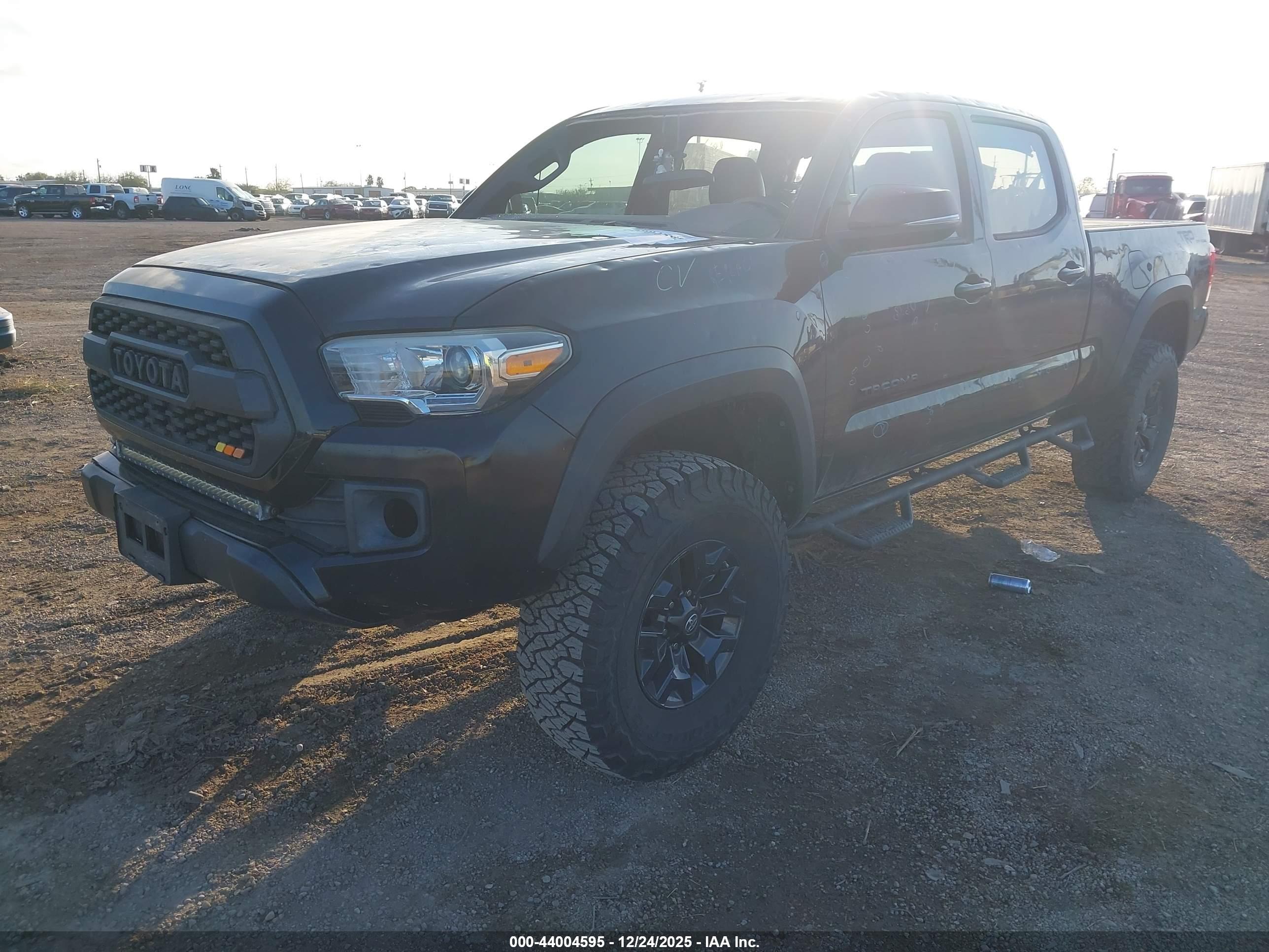 TOYOTA TACOMA image 2