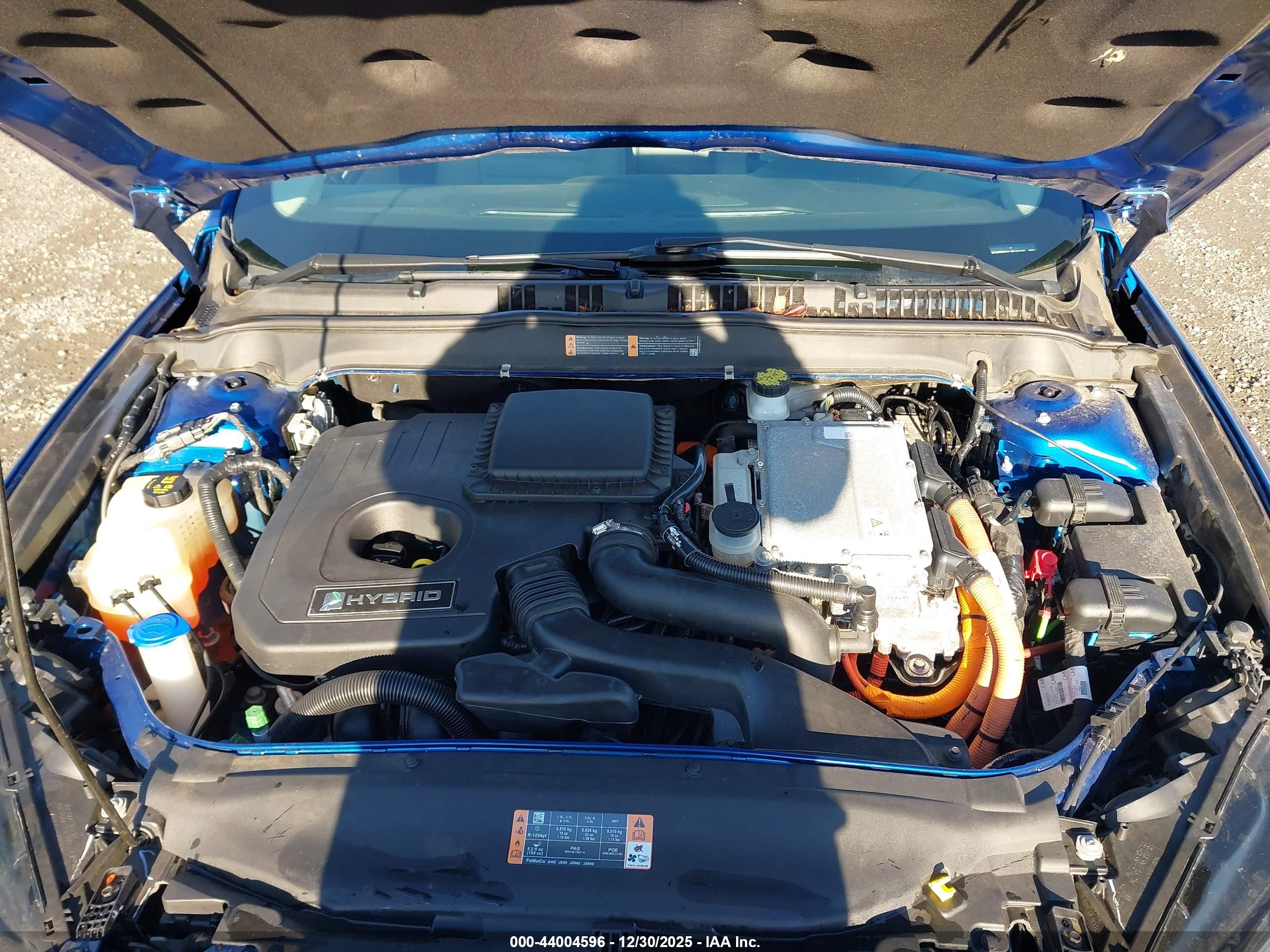 FORD FUSION image 10