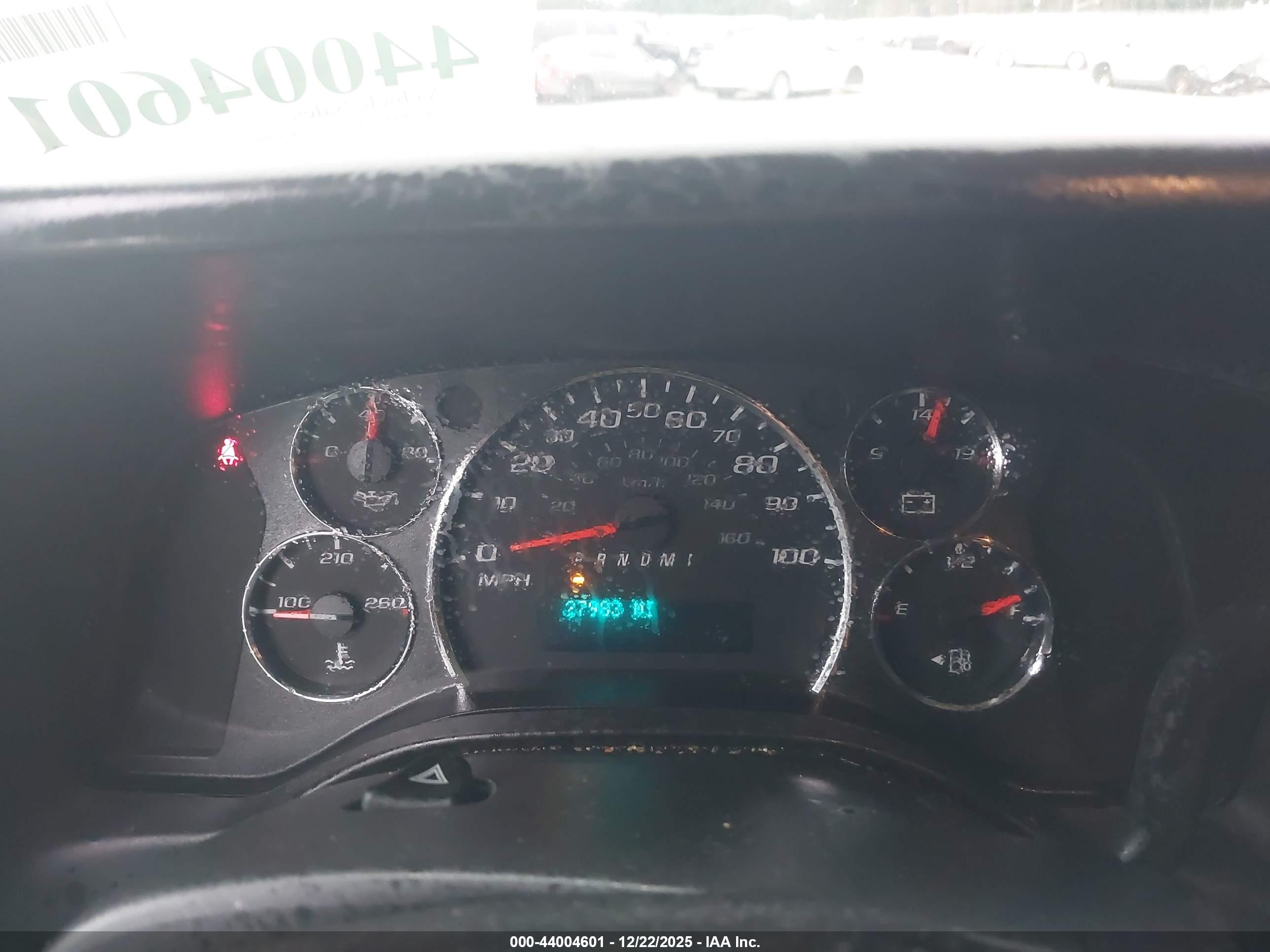 CHEVROLET EXPRESS image 7