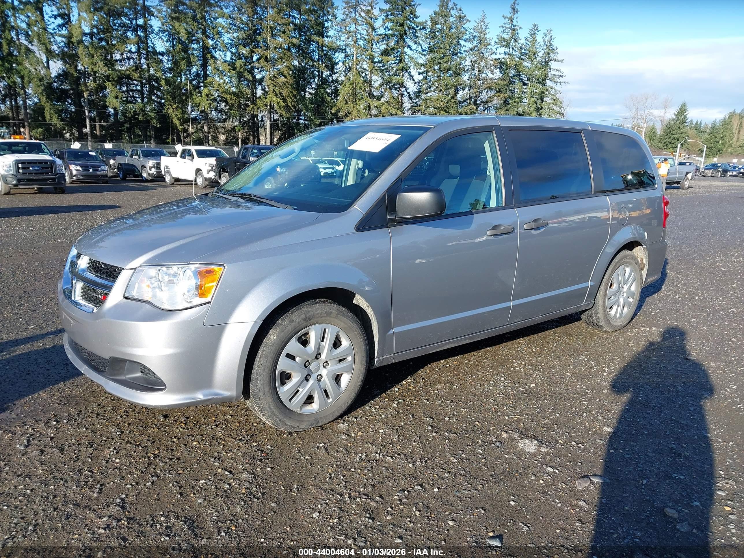 DODGE GRAND image 2