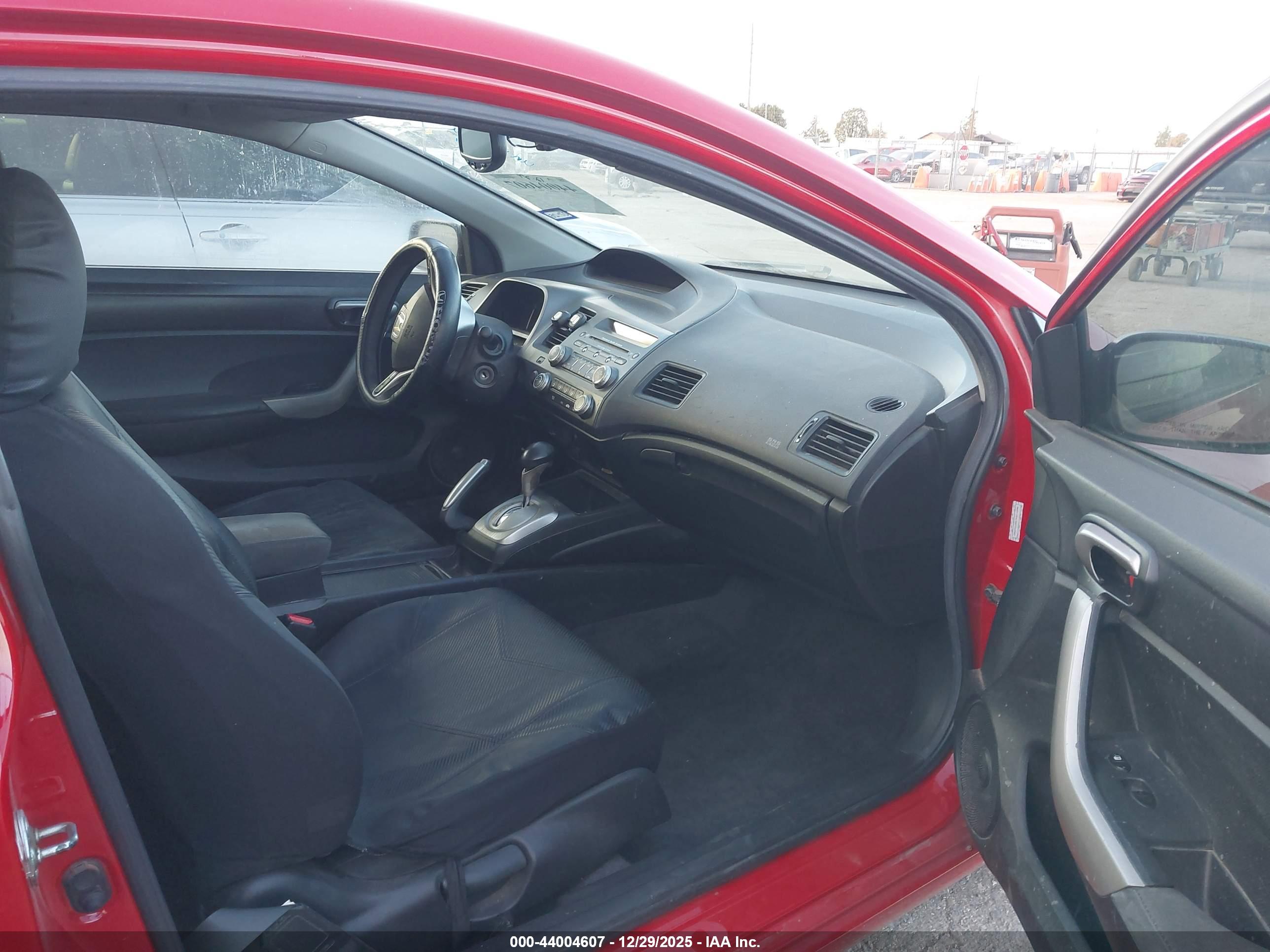 HONDA CIVIC image 5