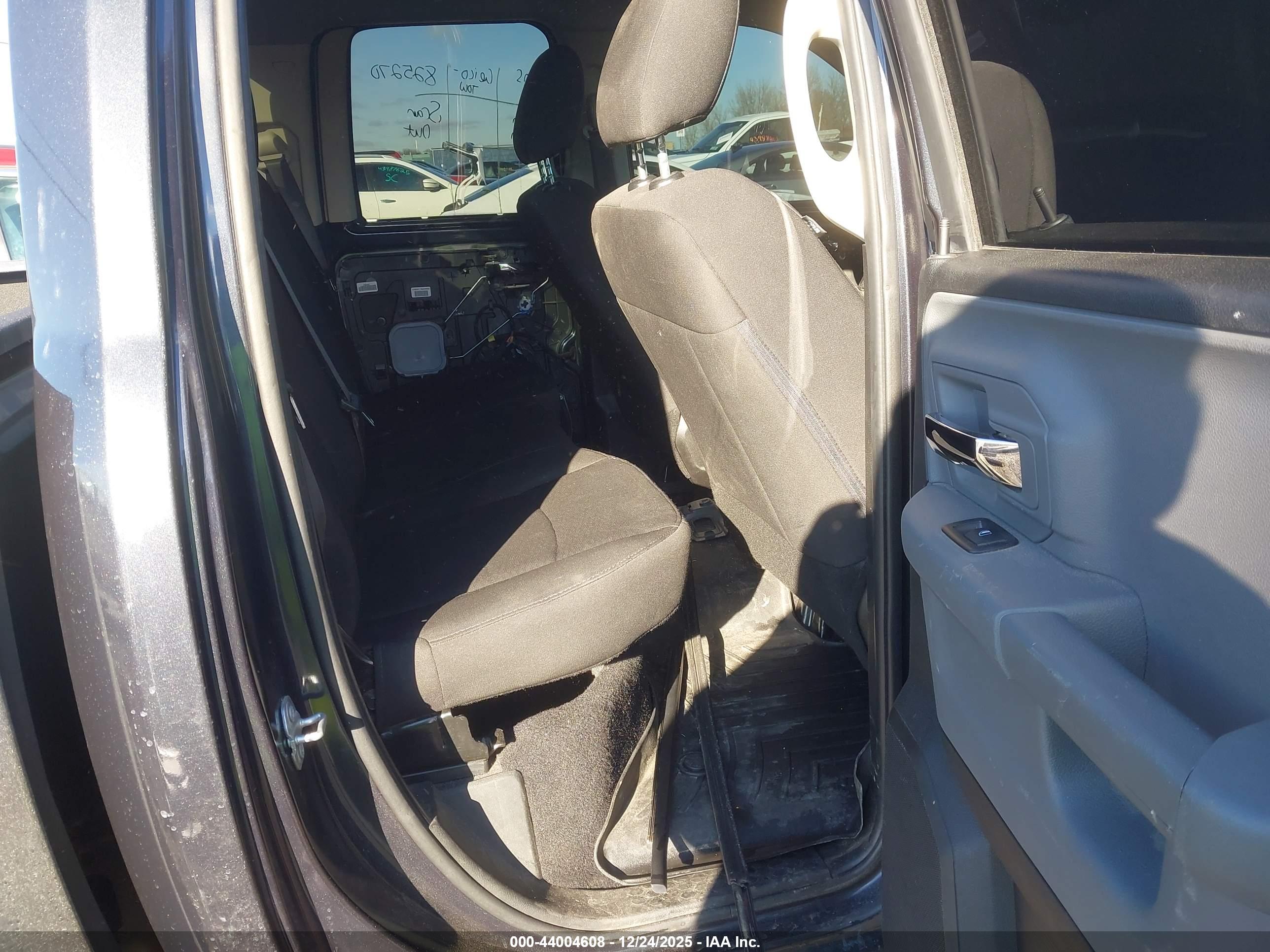 RAM 1500 image 8
