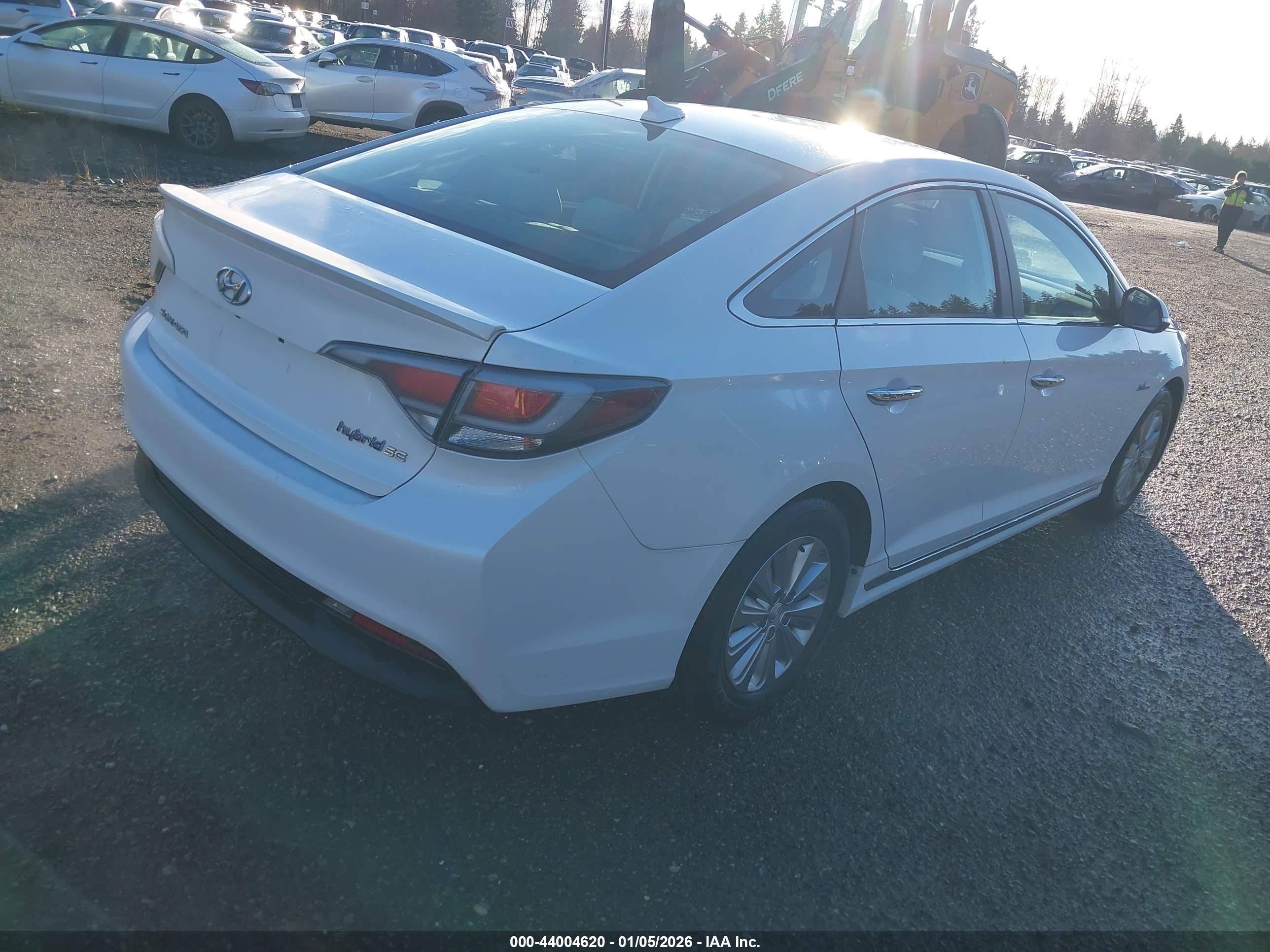 HYUNDAI SONATA image 4