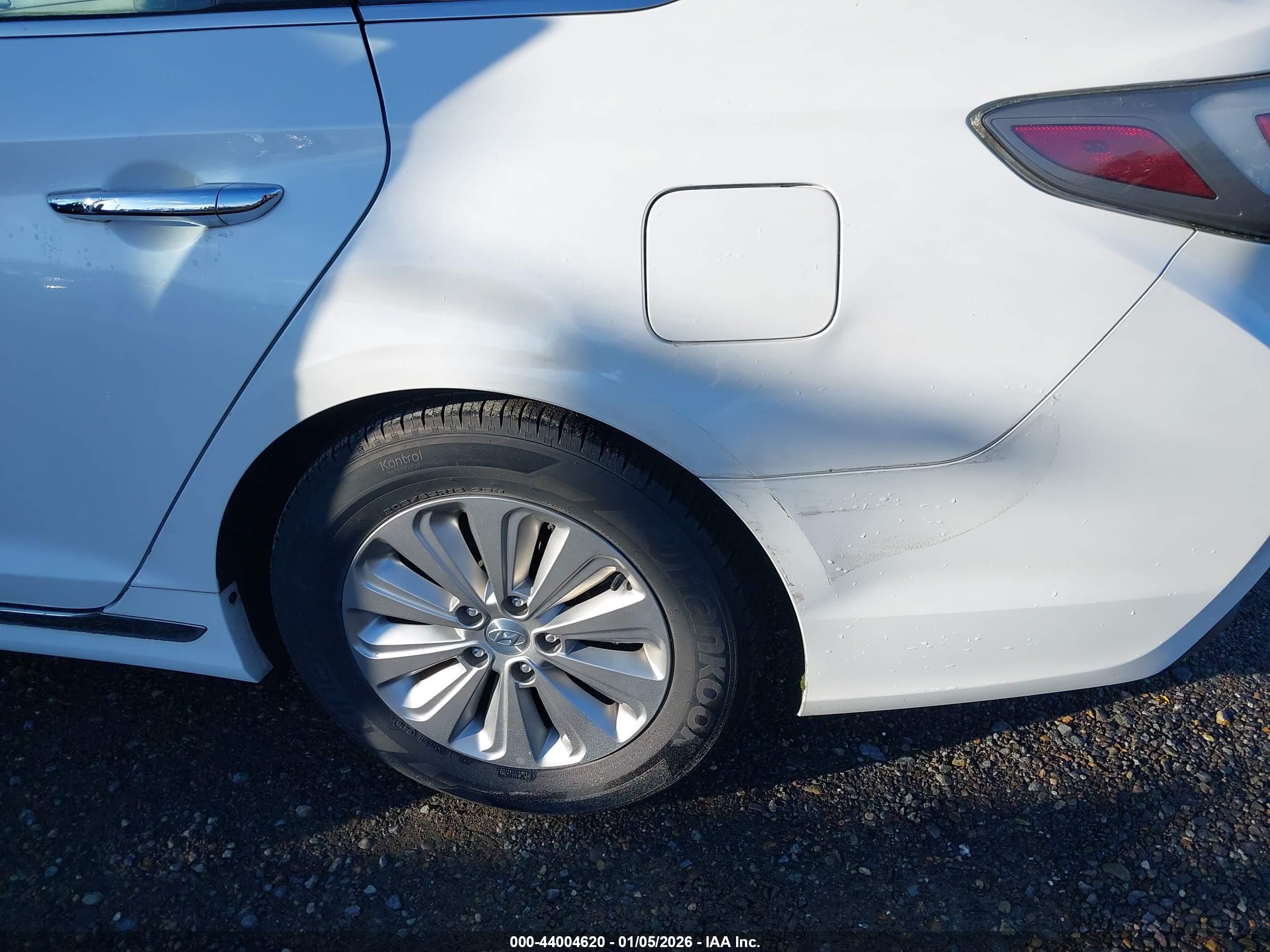HYUNDAI SONATA image 6