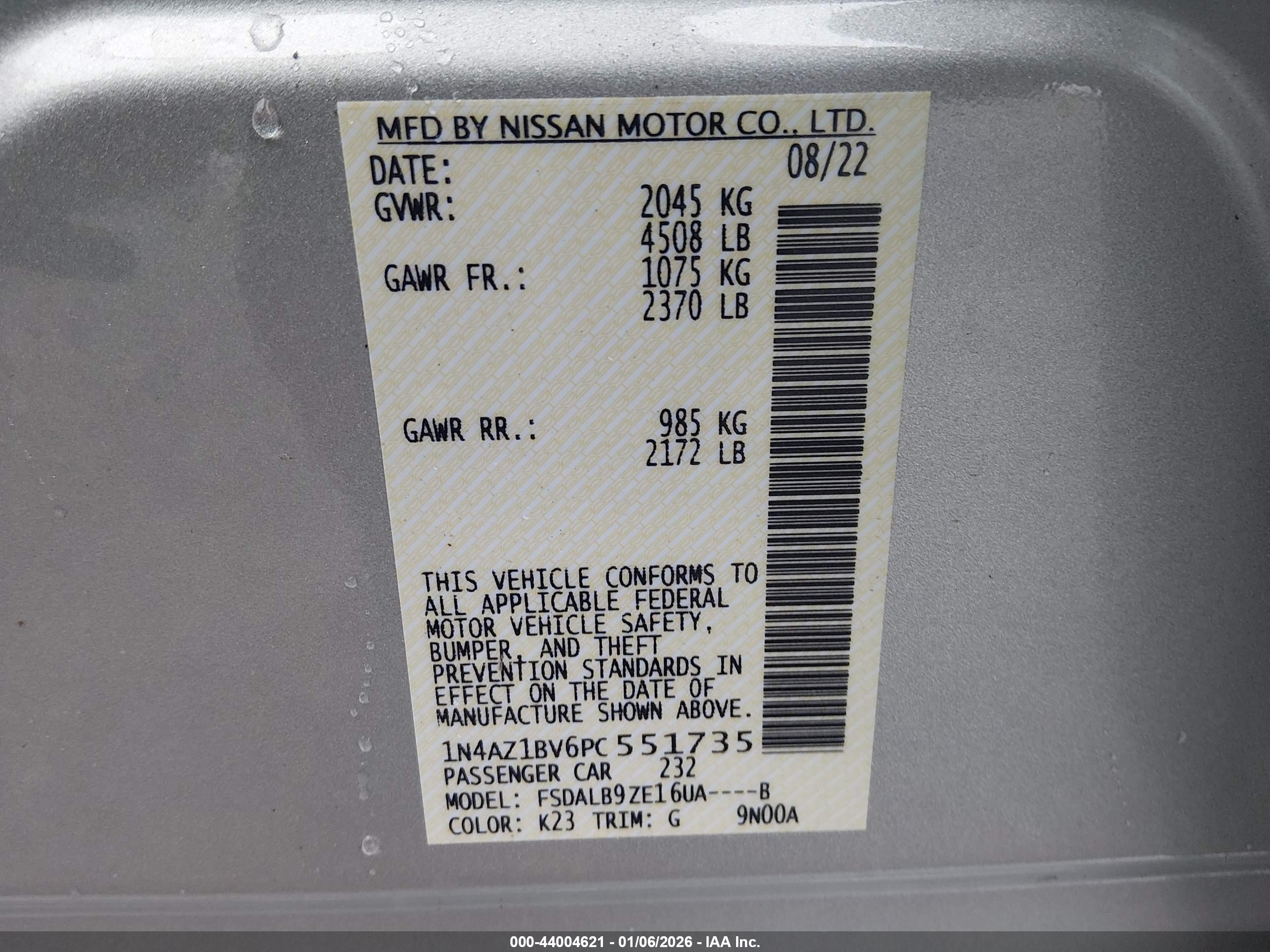 NISSAN LEAF image 9