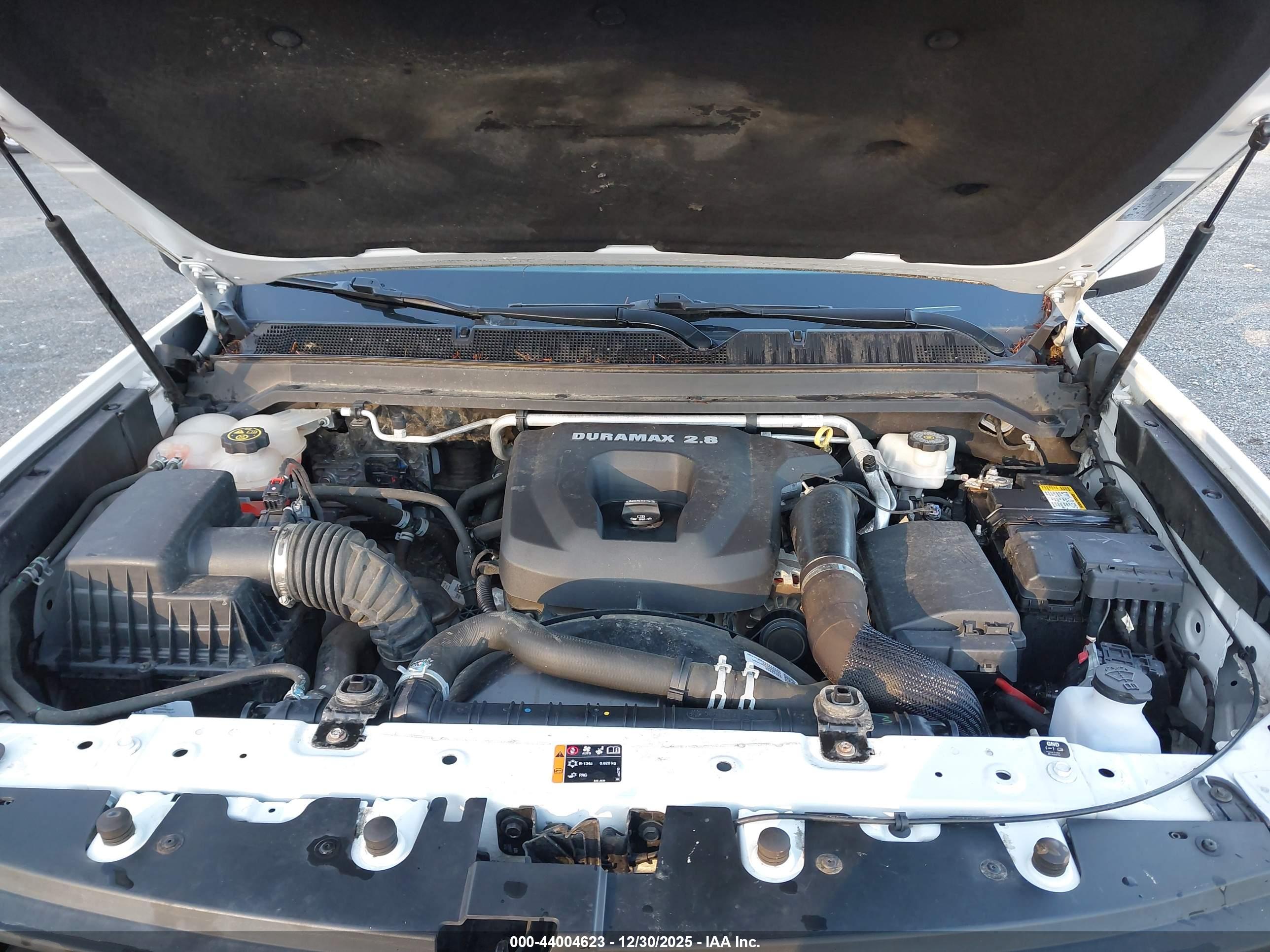 CHEVROLET COLORADO image 10