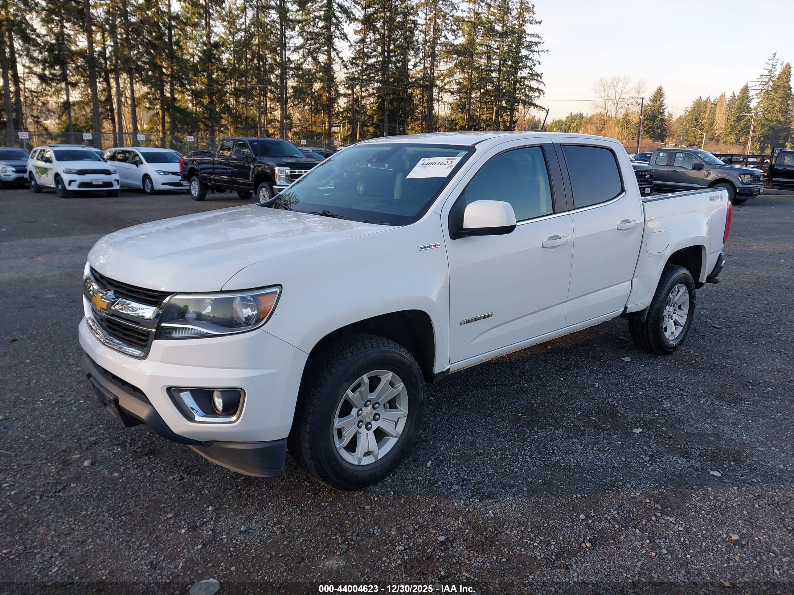 CHEVROLET COLORADO image 2