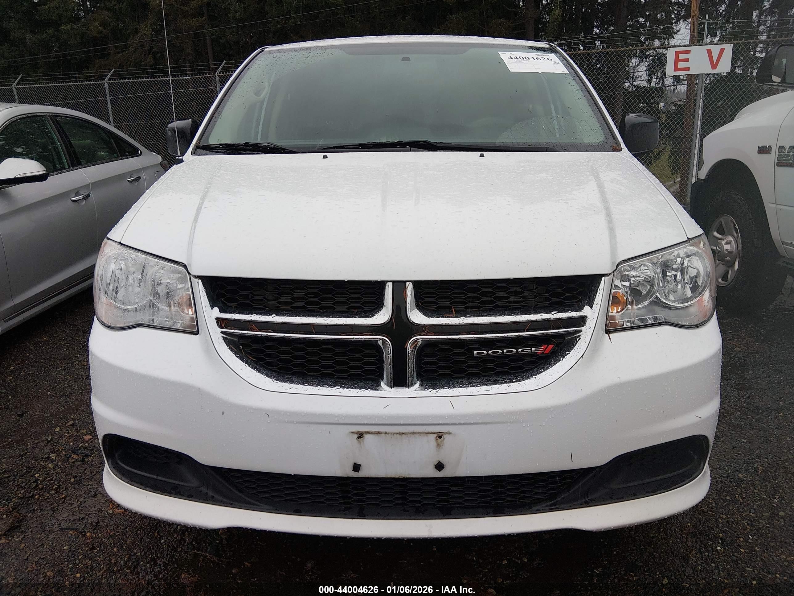 DODGE GRAND image 6