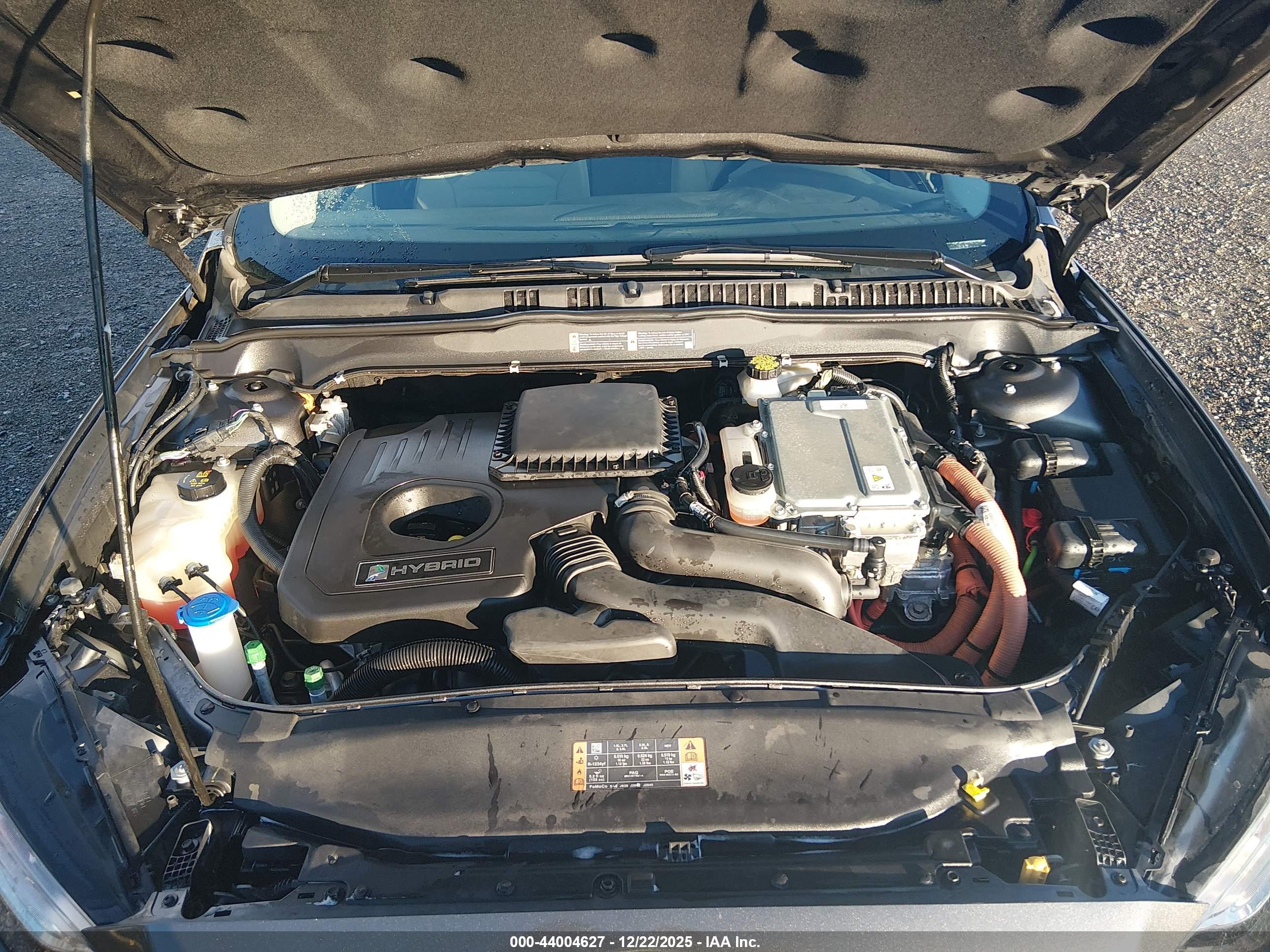 FORD FUSION image 10