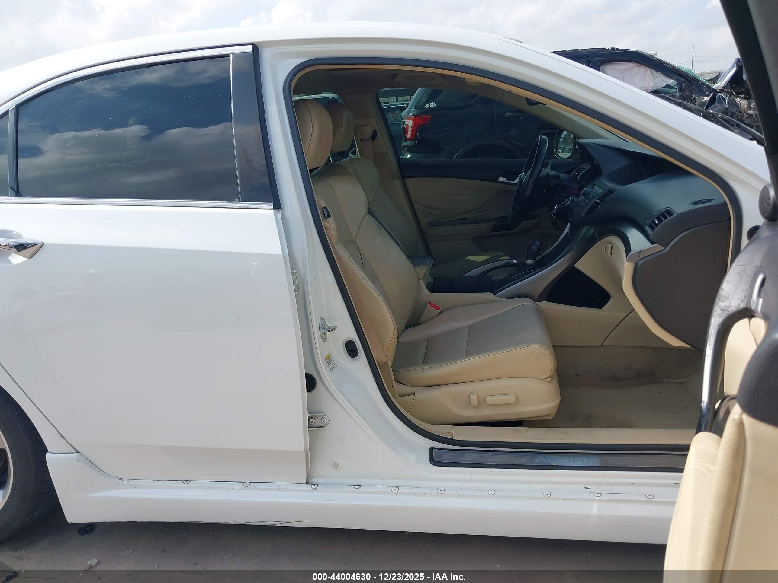 ACURA TSX image 5