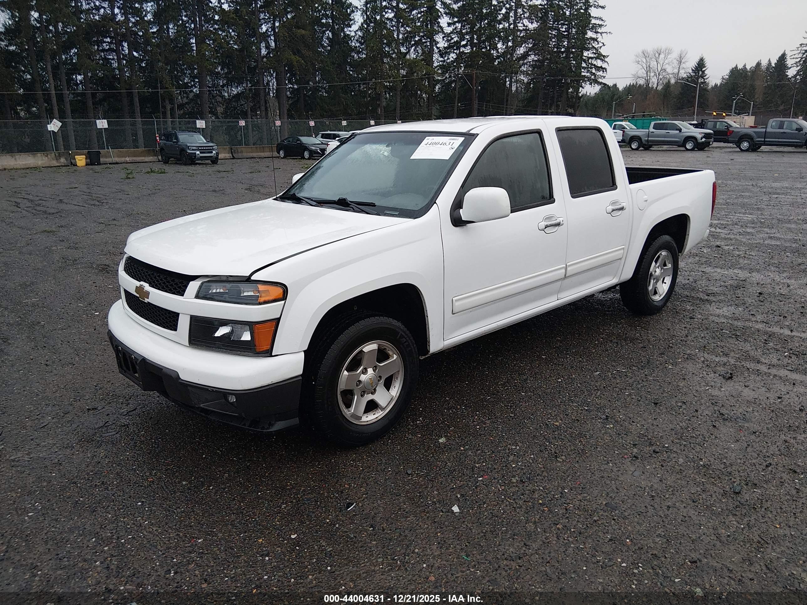 CHEVROLET COLORADO image 2