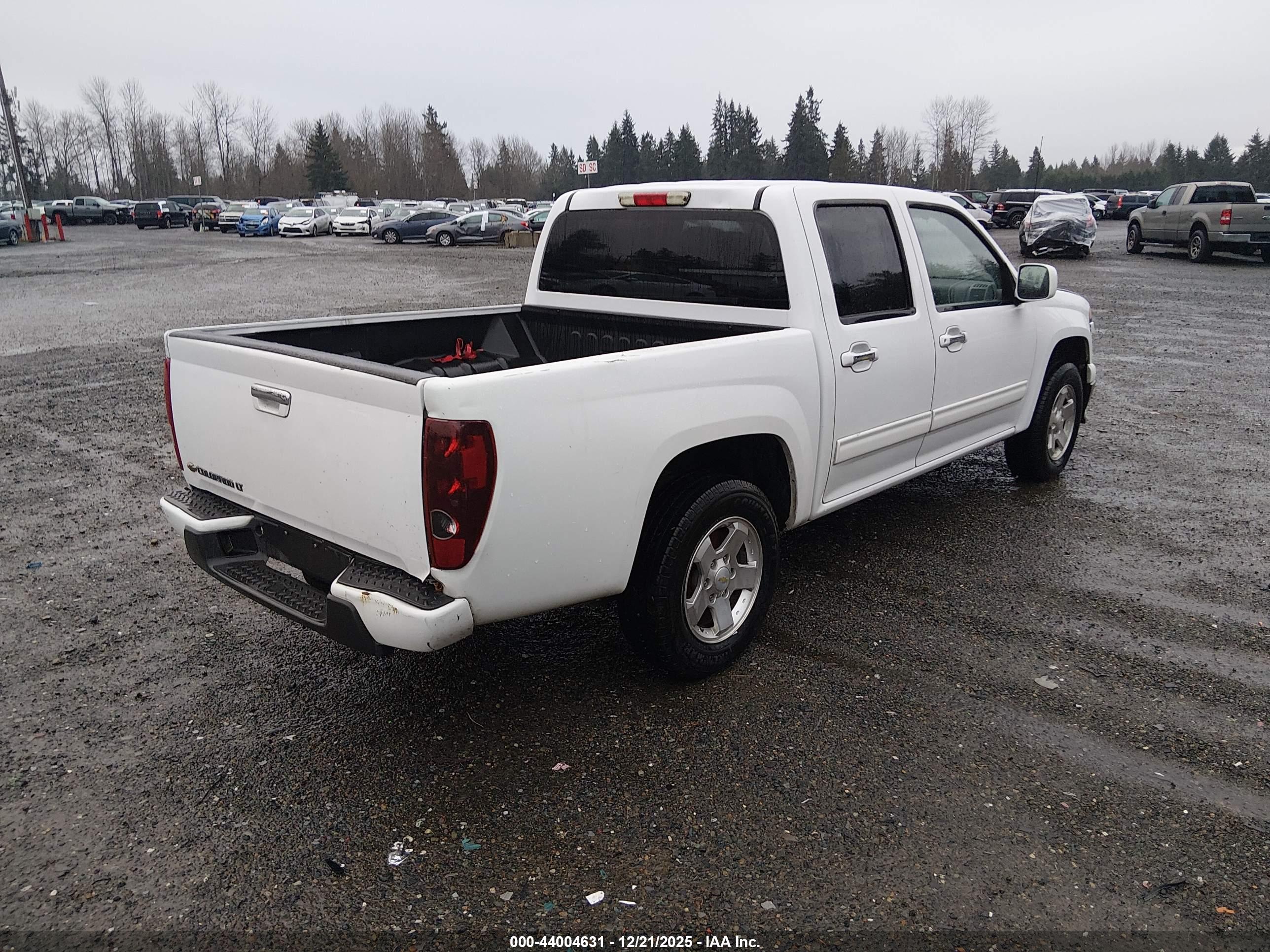 CHEVROLET COLORADO image 4