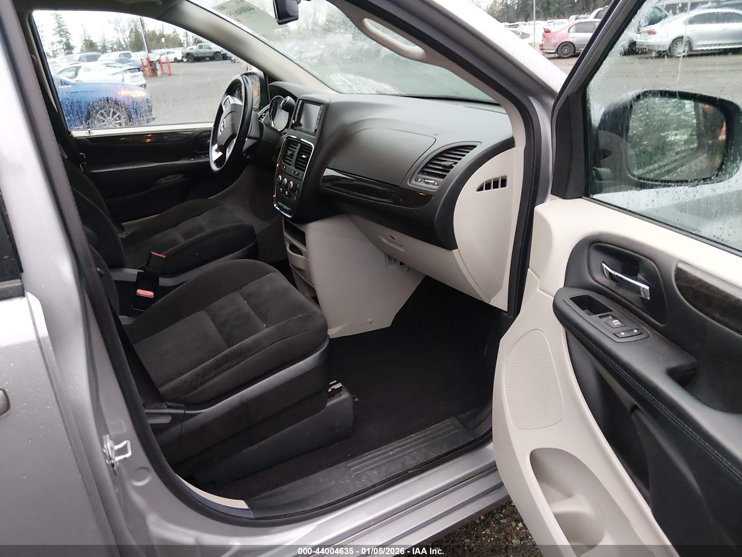 DODGE GRAND image 5