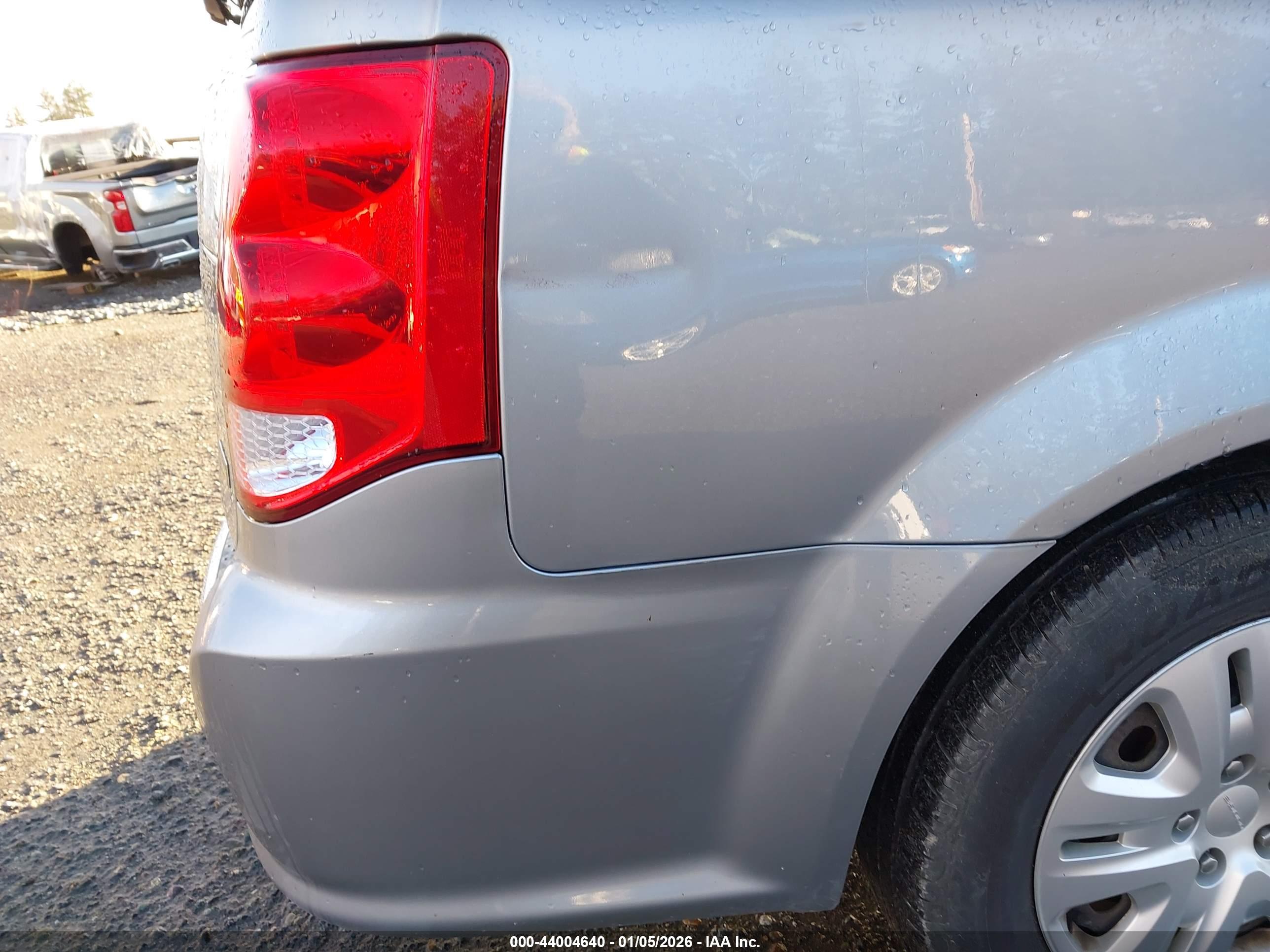 DODGE GRAND image 6