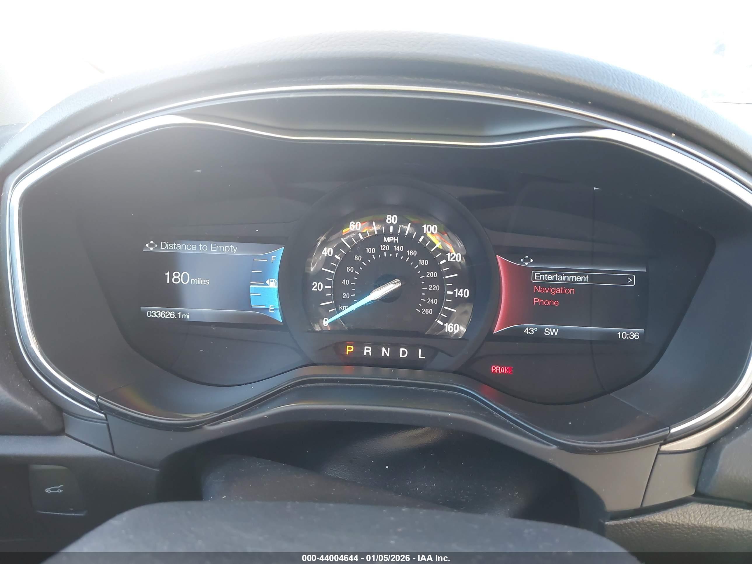 FORD FUSION image 7