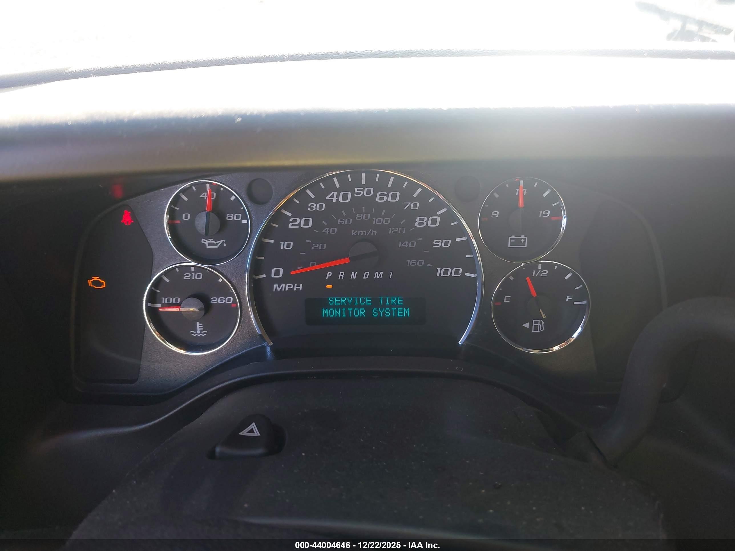CHEVROLET EXPRESS image 7