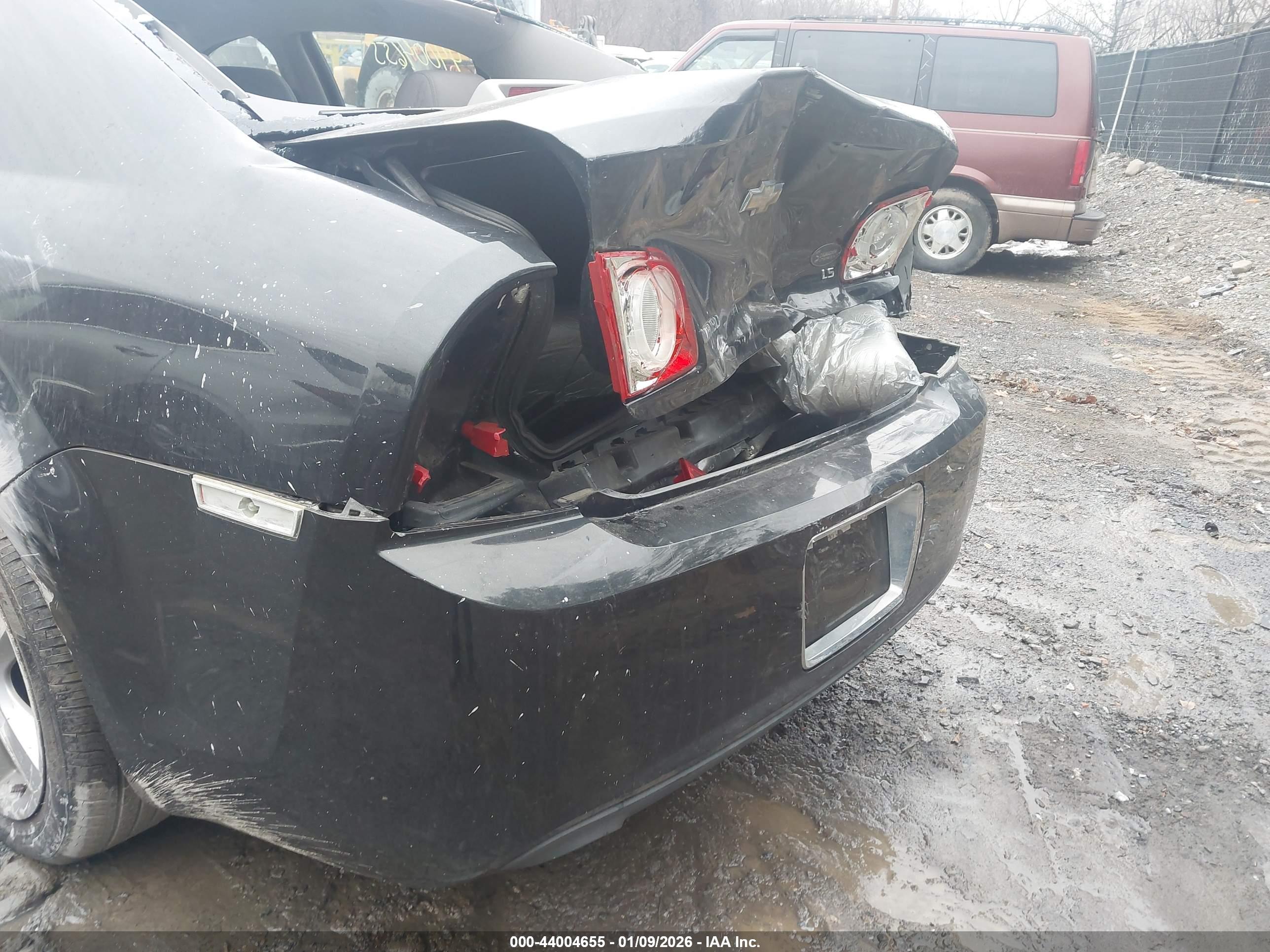 CHEVROLET MALIBU image 6