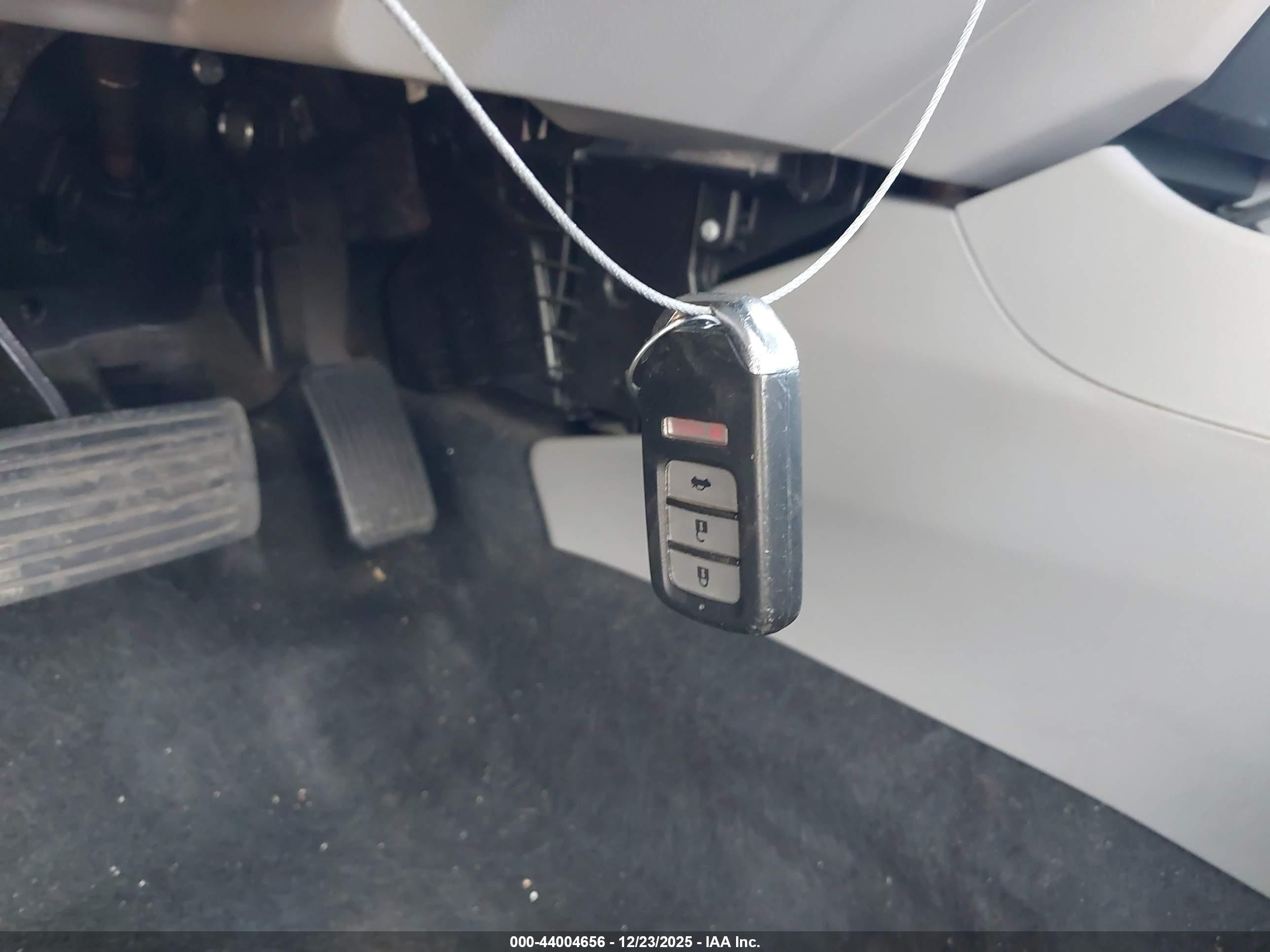 HONDA CIVIC image 11