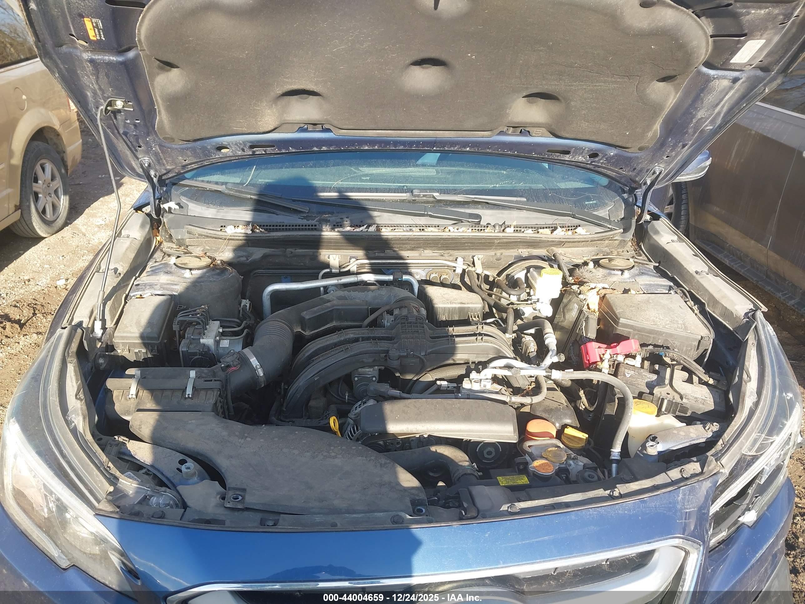 SUBARU OUTBACK image 10