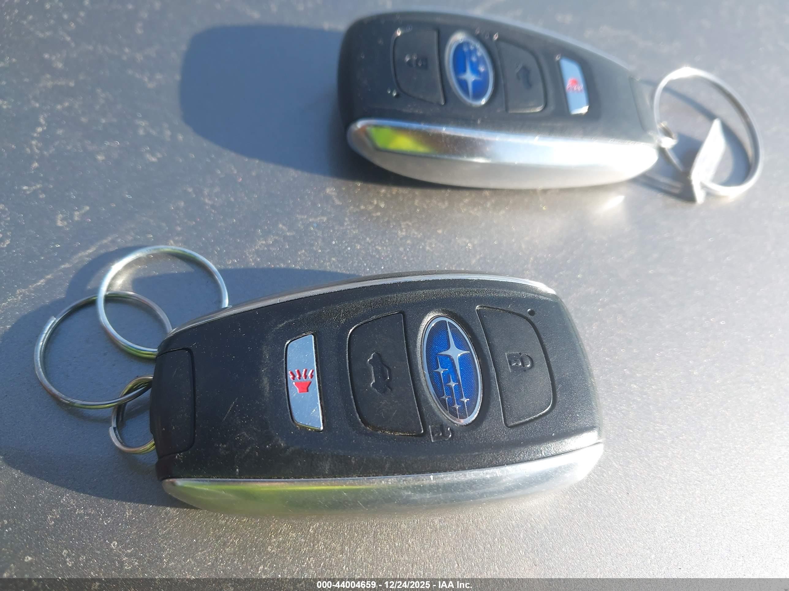 SUBARU OUTBACK image 11