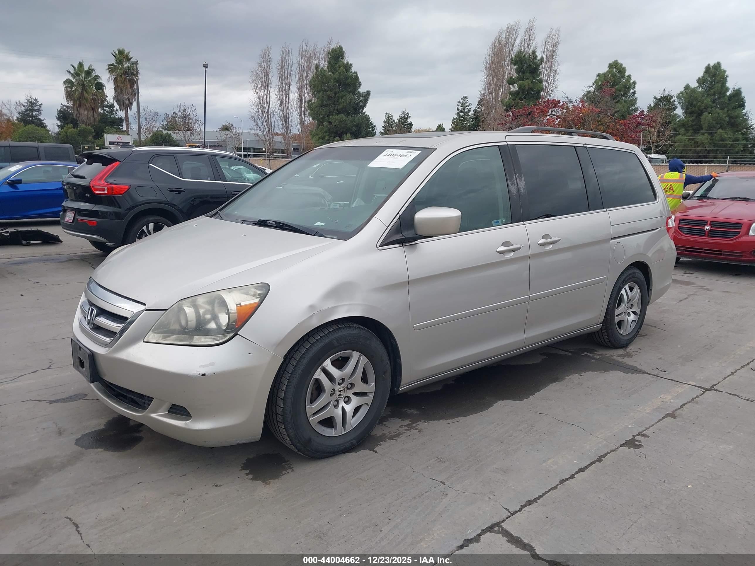 HONDA ODYSSEY image 2