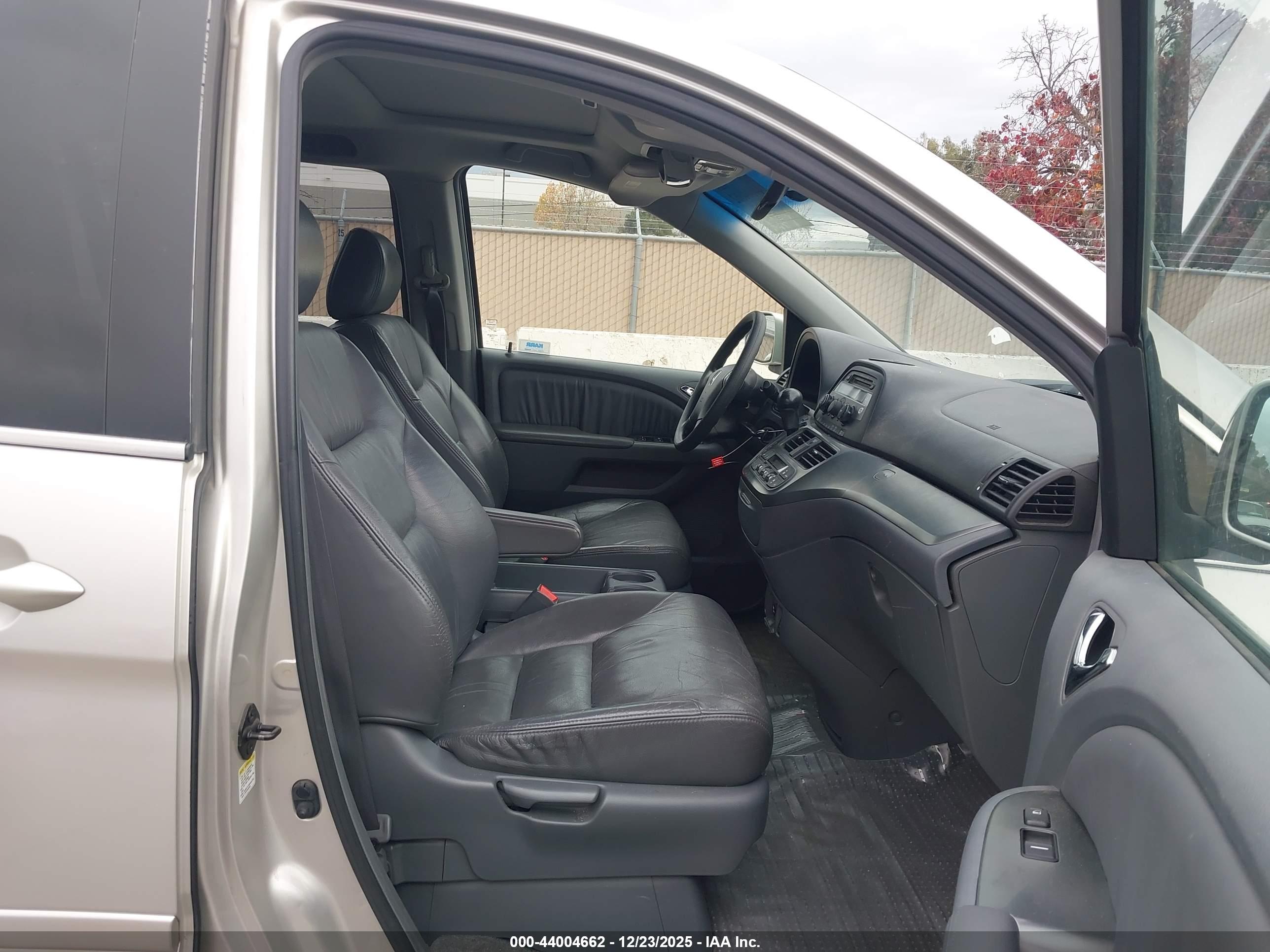 HONDA ODYSSEY image 5