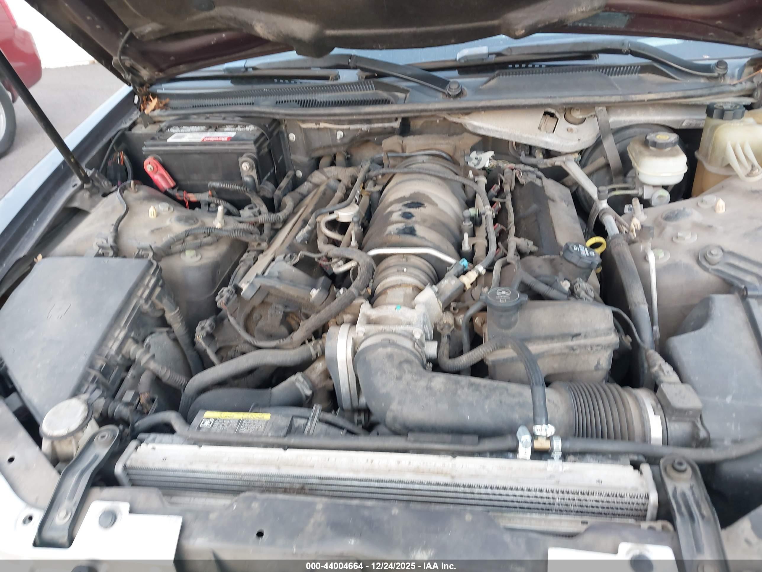 CADILLAC STS image 10