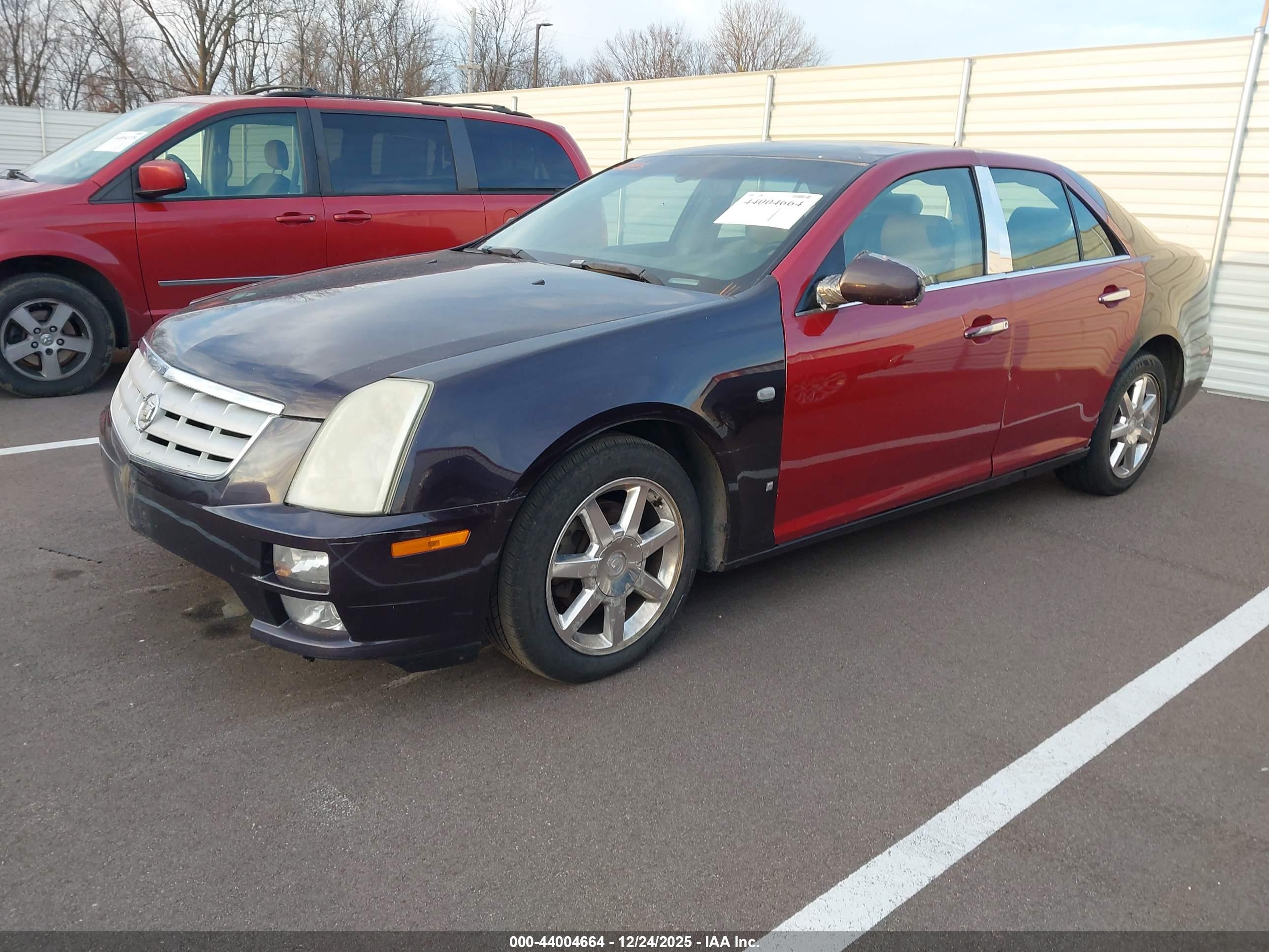 CADILLAC STS image 2