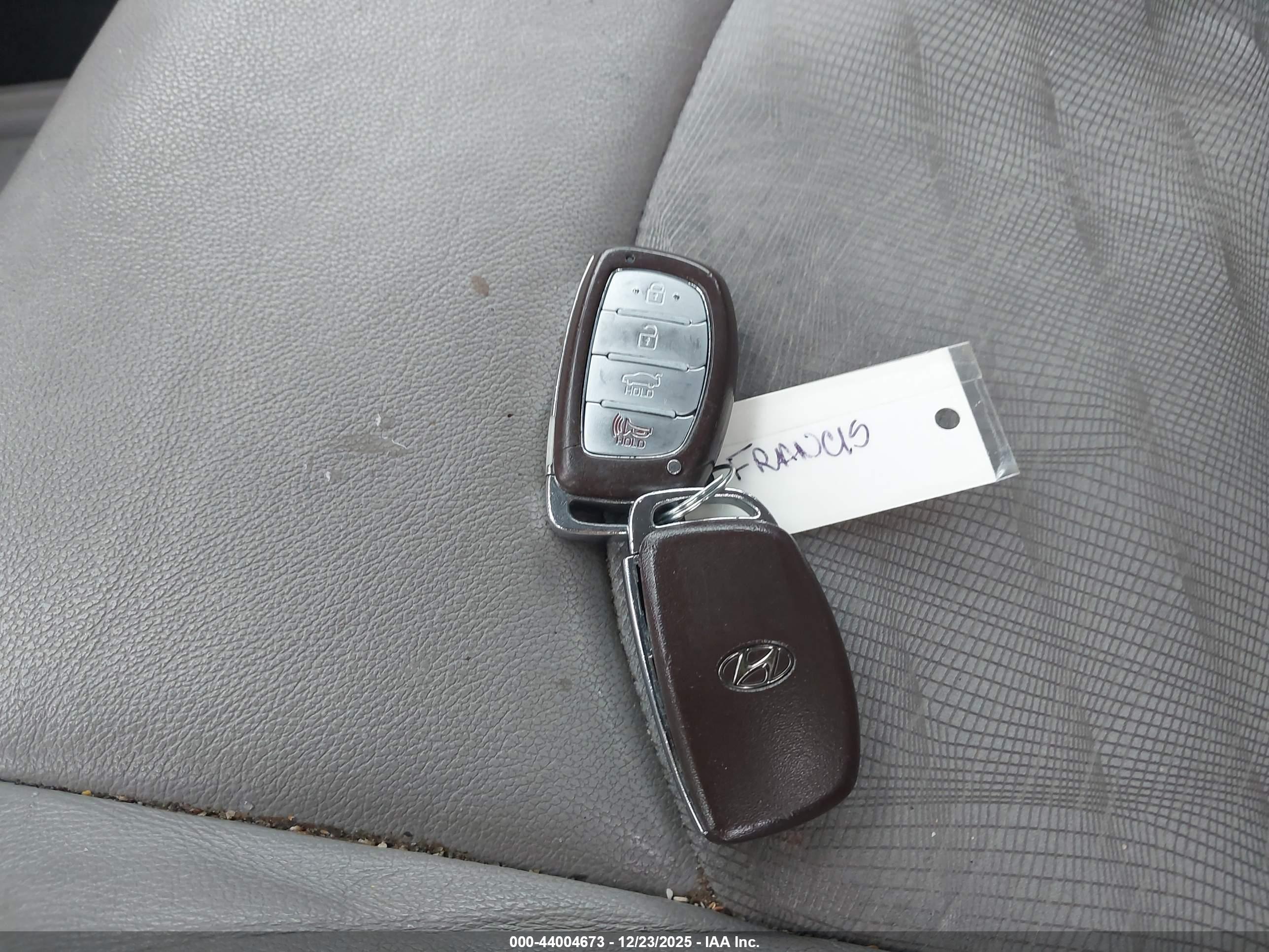 HYUNDAI SONATA image 11